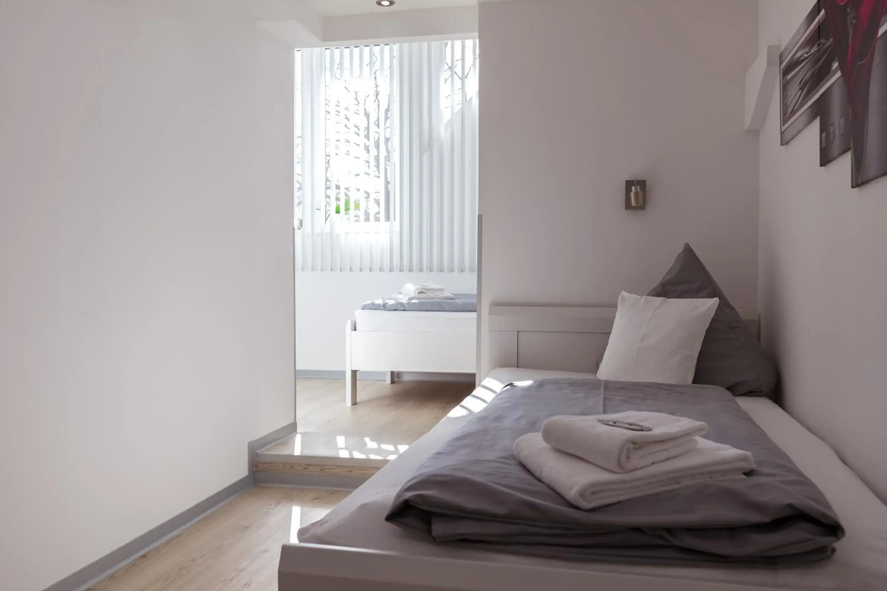 Single Room in Hotel Rühen, 24 Stunden Check in, kostenfreie Parkplätze Single Room in Hotel Rühen, 24 Stunden Check in, kostenfreie Parkplätze