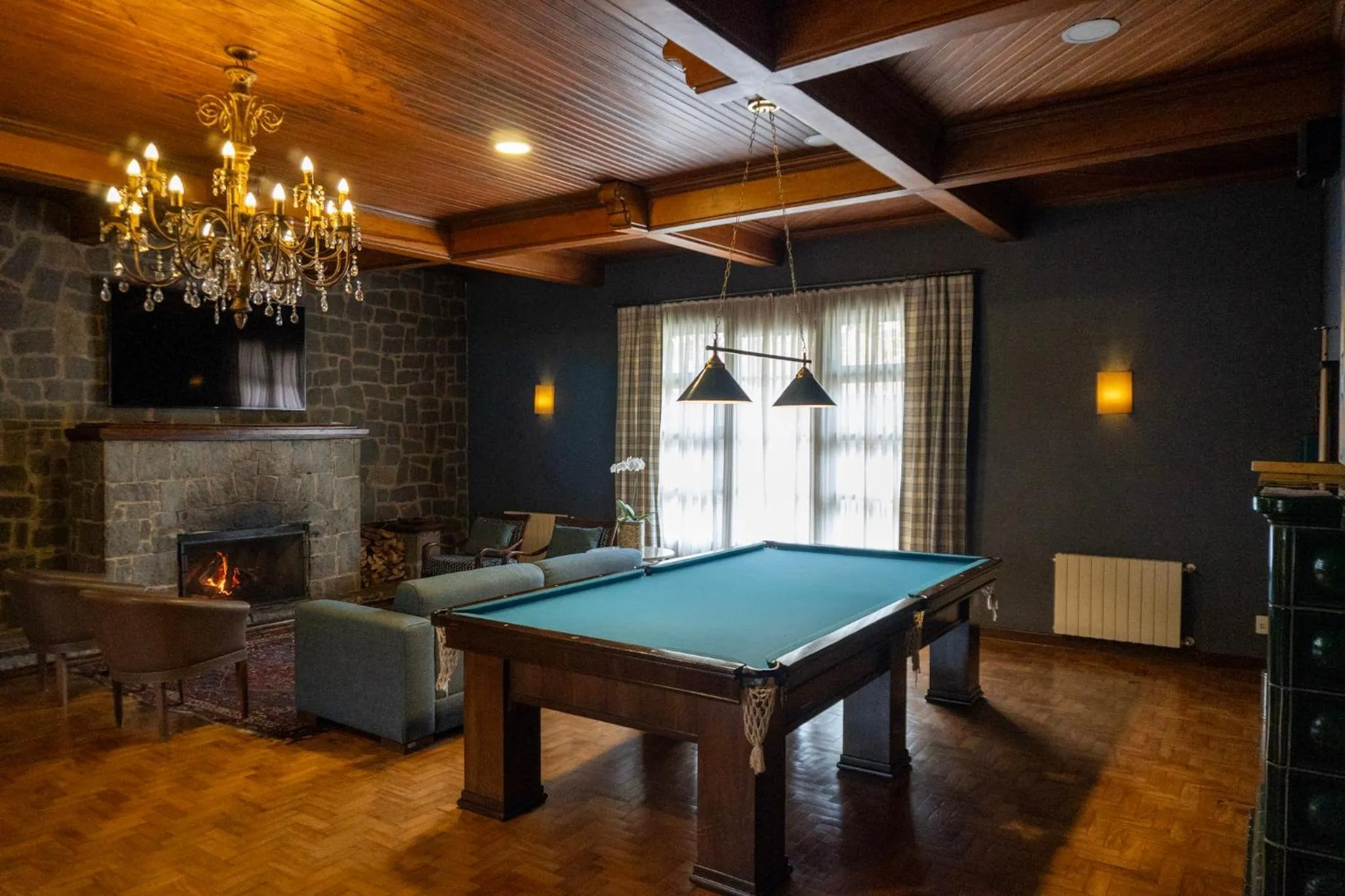 Property building in Hotel Vila Inglesa