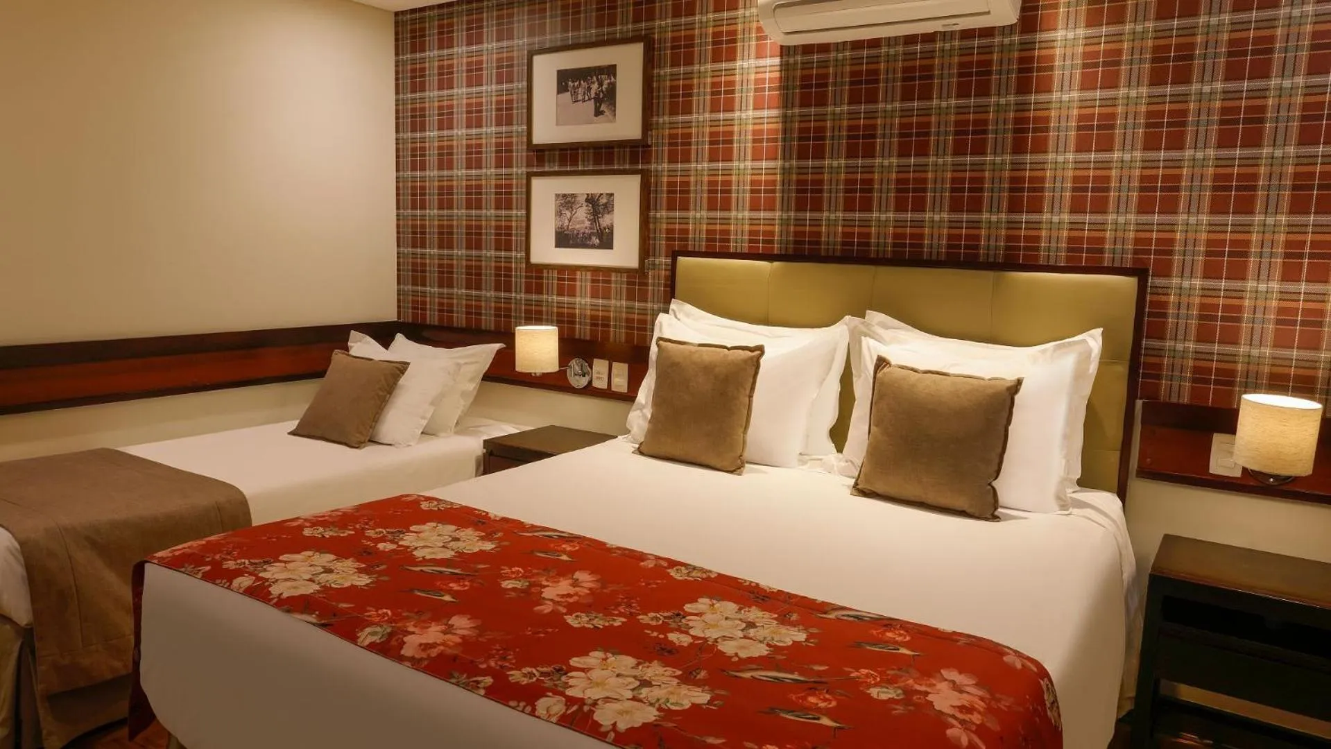 Photo of the whole room, Bed in Hotel Vila Inglesa