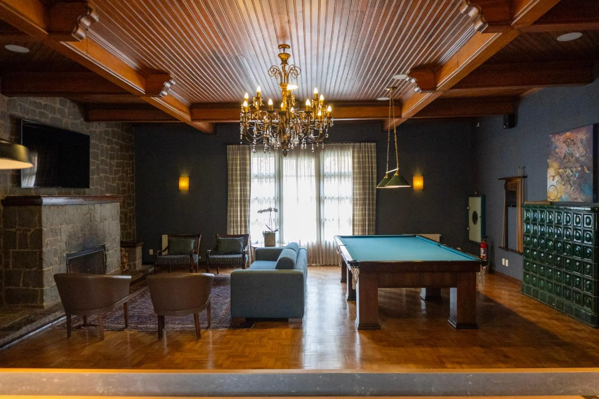 Property building in Hotel Vila Inglesa