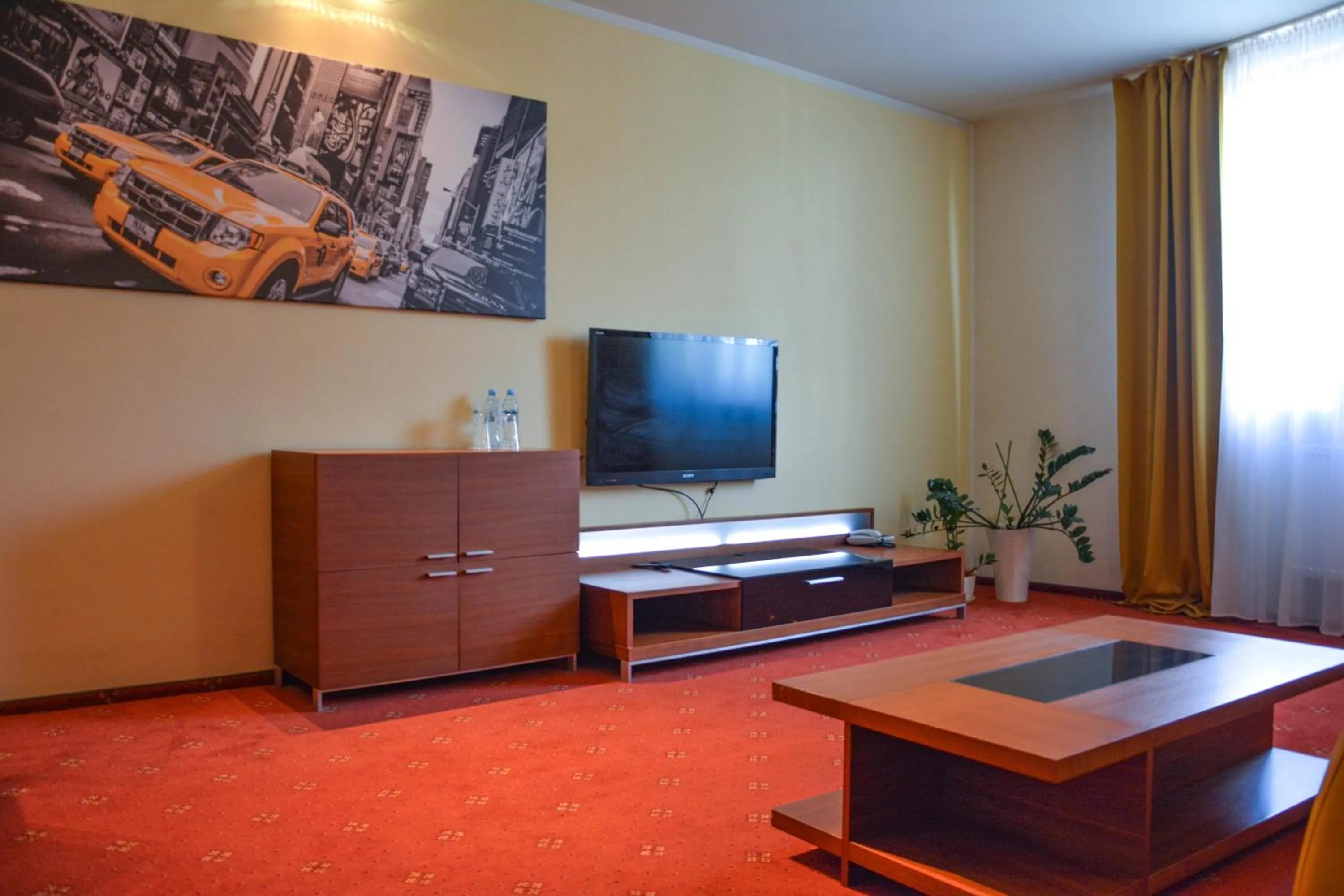 Photo of the whole room in Hotel Neo