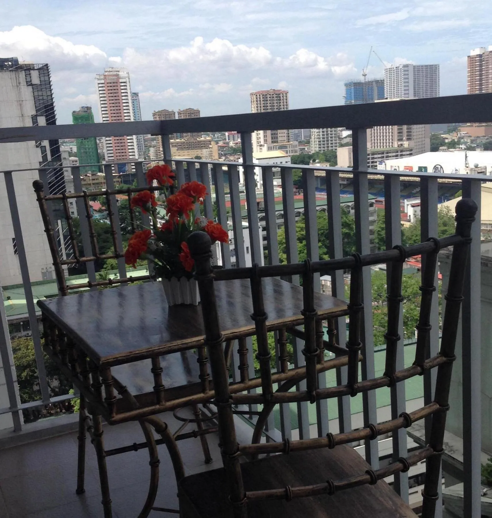 AED Manila Bay view at Green Residences