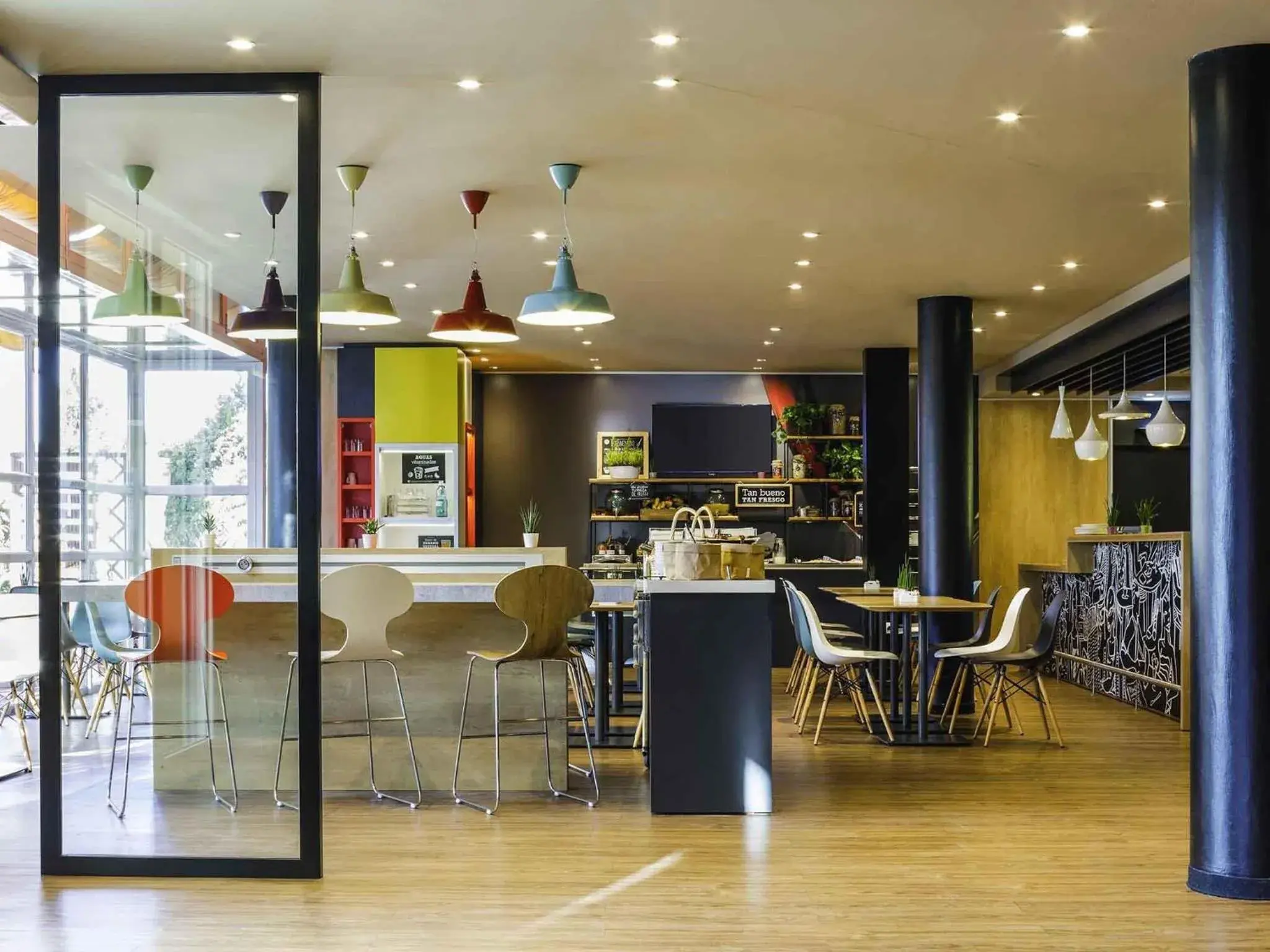 Restaurant/places to eat in Ibis Granada Restaurant/places to eat in Ibis Granada