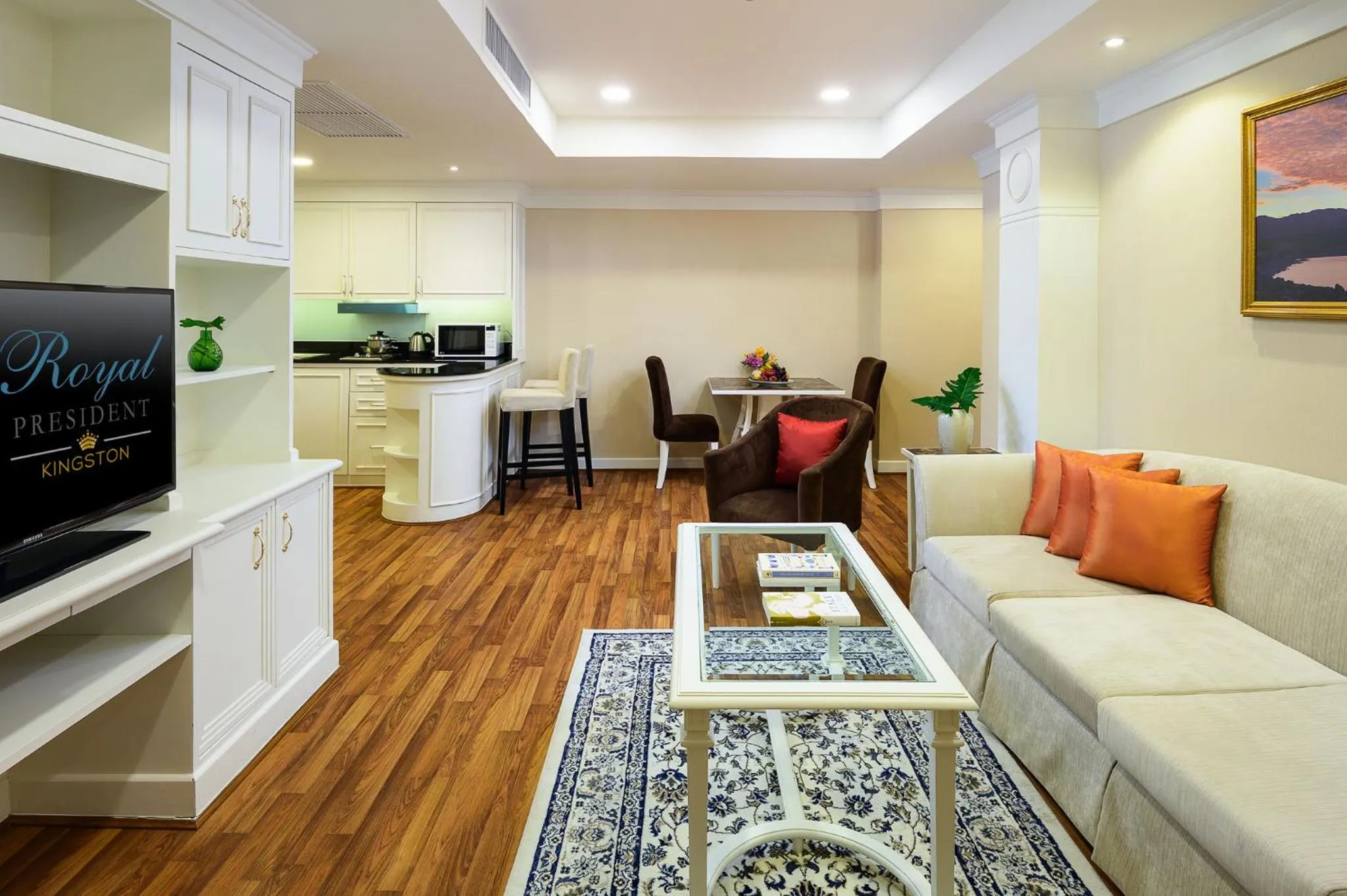 Living room, Seating Area in Royal President Bangkok