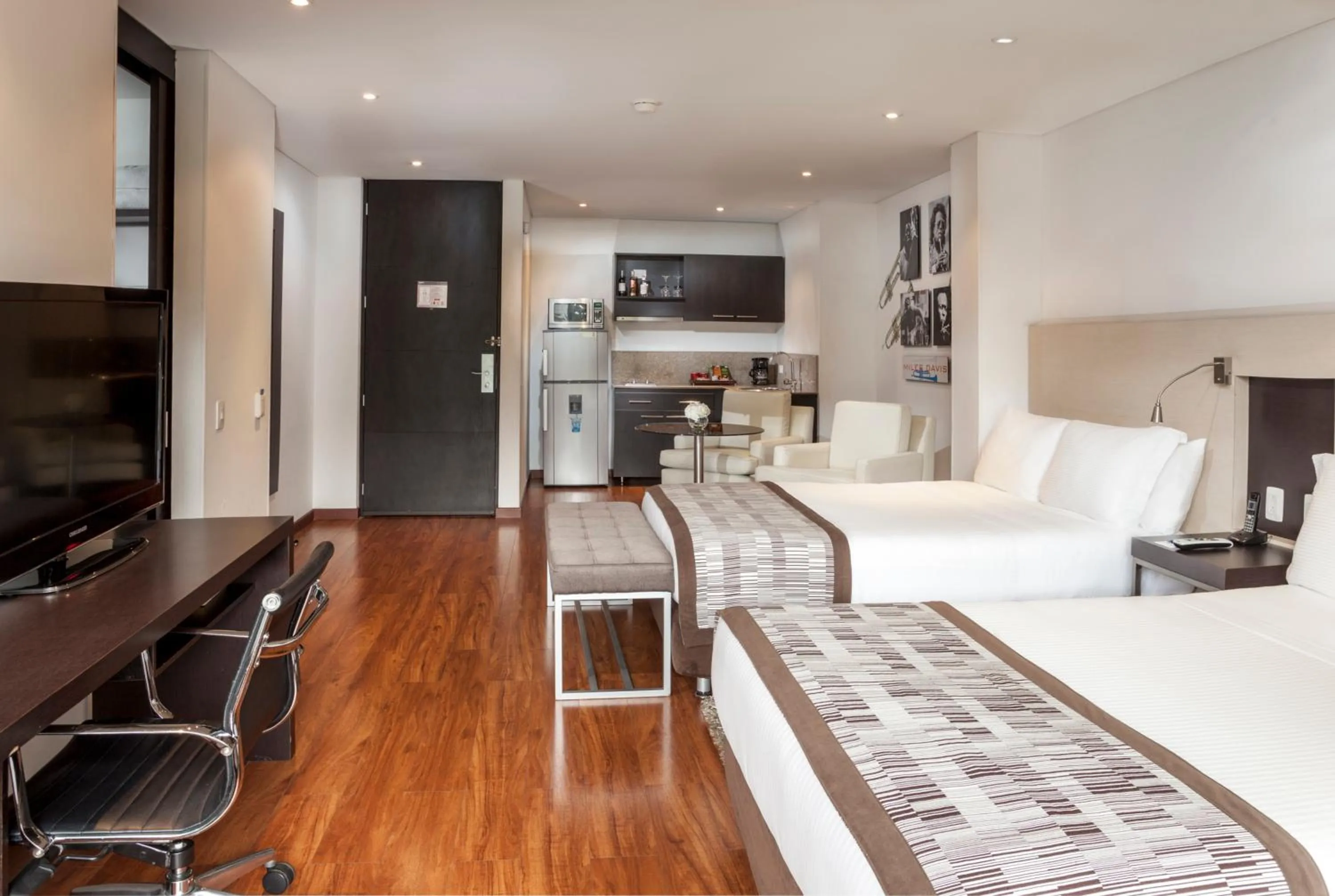 Kitchen or kitchenette in Hotel Jazz Apartments