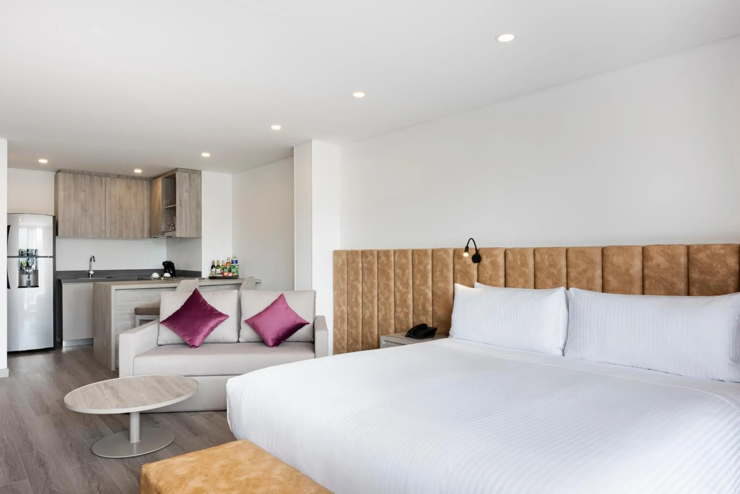 Living room, Bed in Hotel Jazz Apartments Living room, Bed in Hotel Jazz Apartments