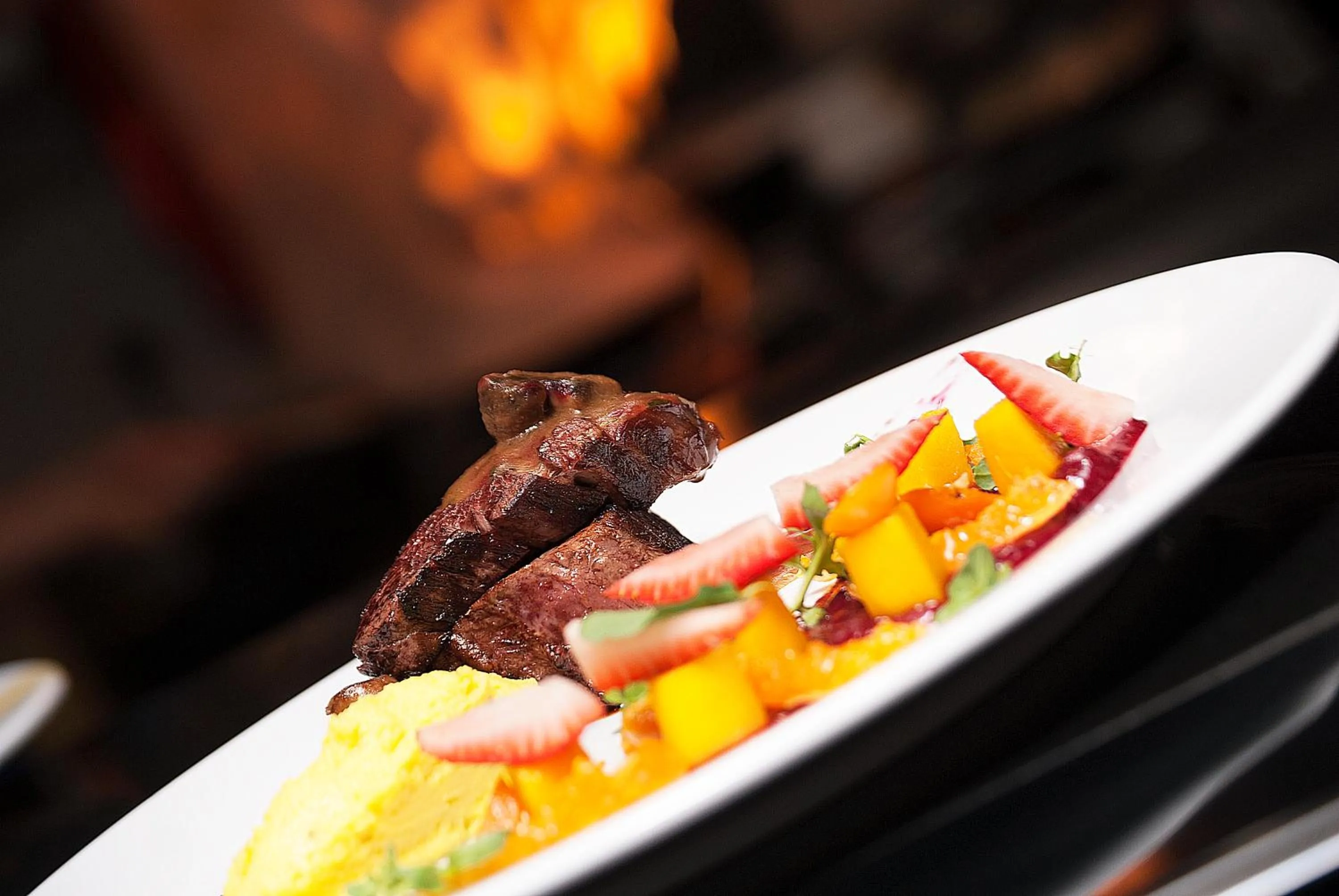 Restaurant/places to eat in Hotel Jazz Apartments