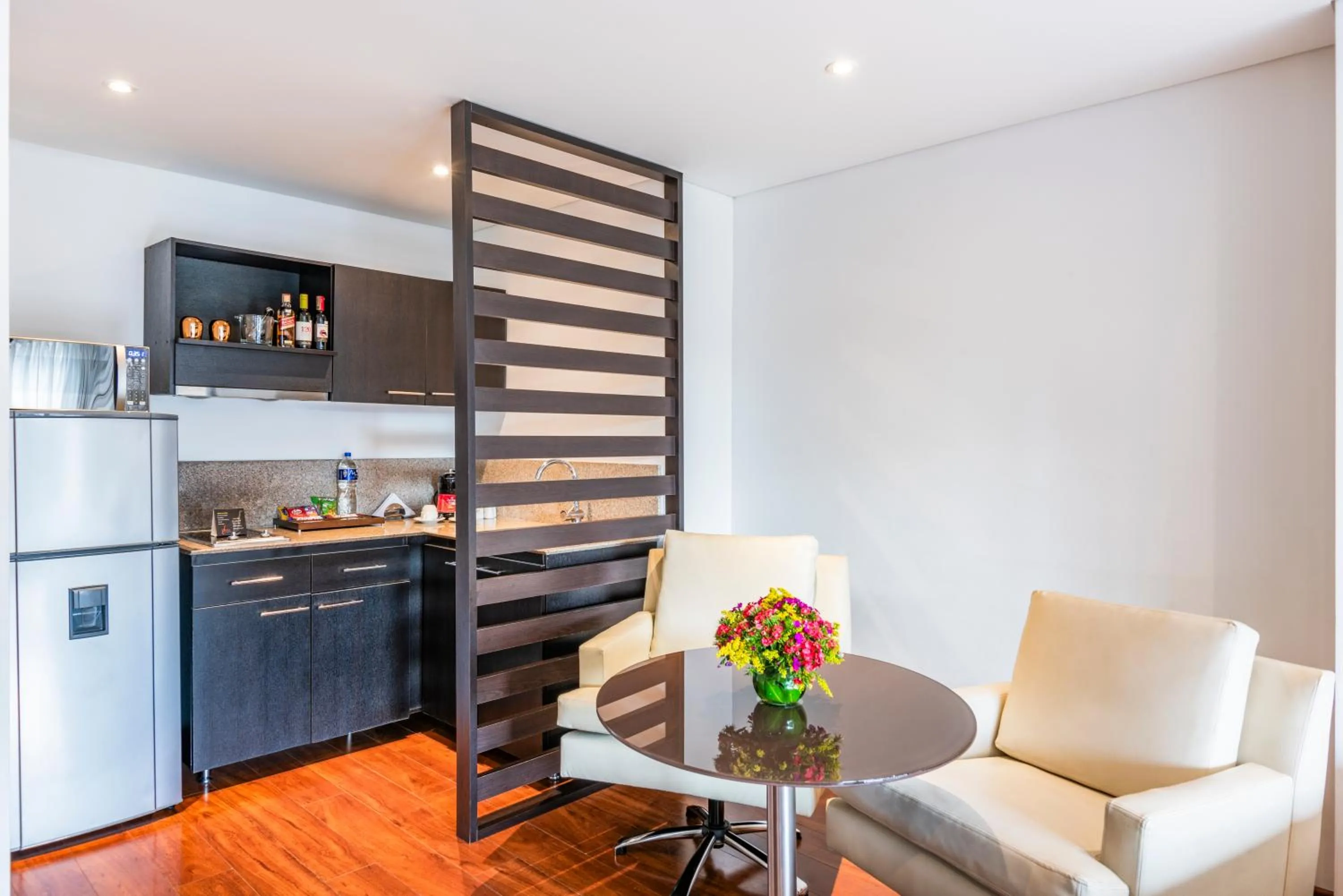 Kitchen or kitchenette in Hotel Jazz Apartments