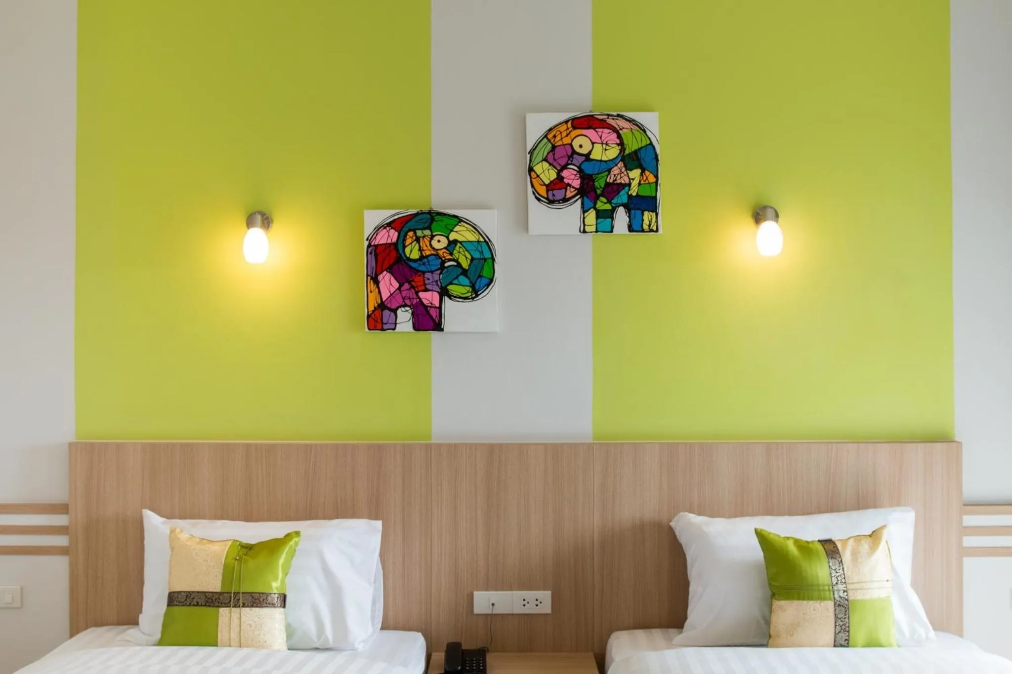 Bed in Phant at Thalang Service Apartment