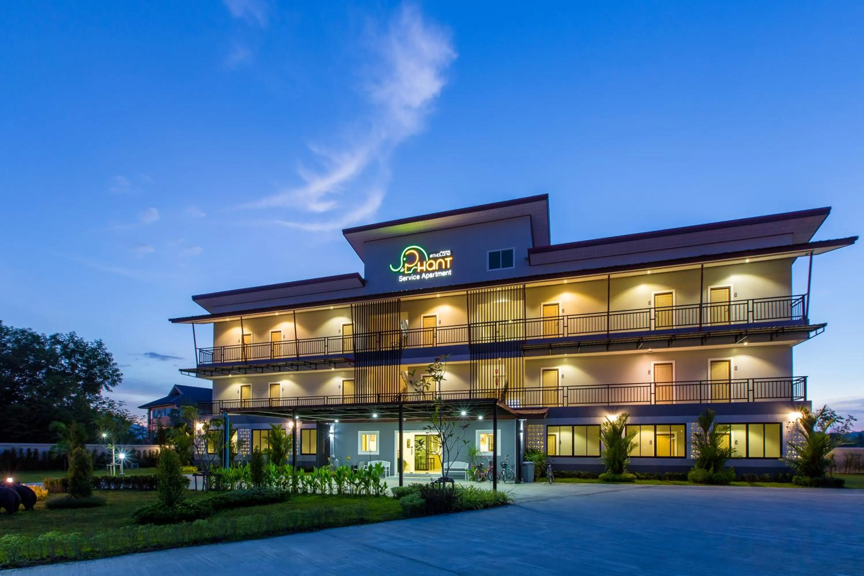 Property building in Phant at Thalang Service Apartment