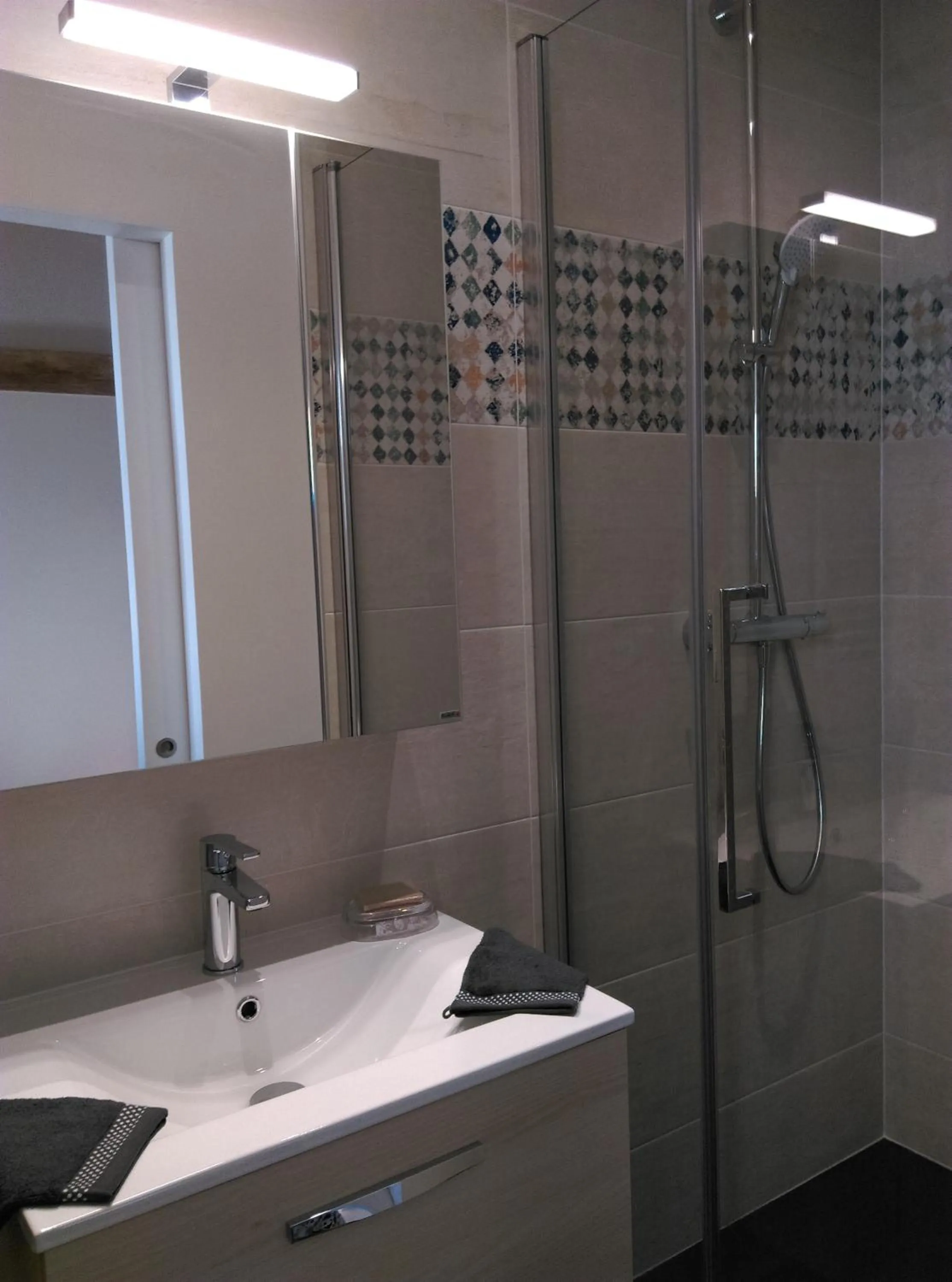 Bathroom in Ode au Bonheur St Georges sur Cher