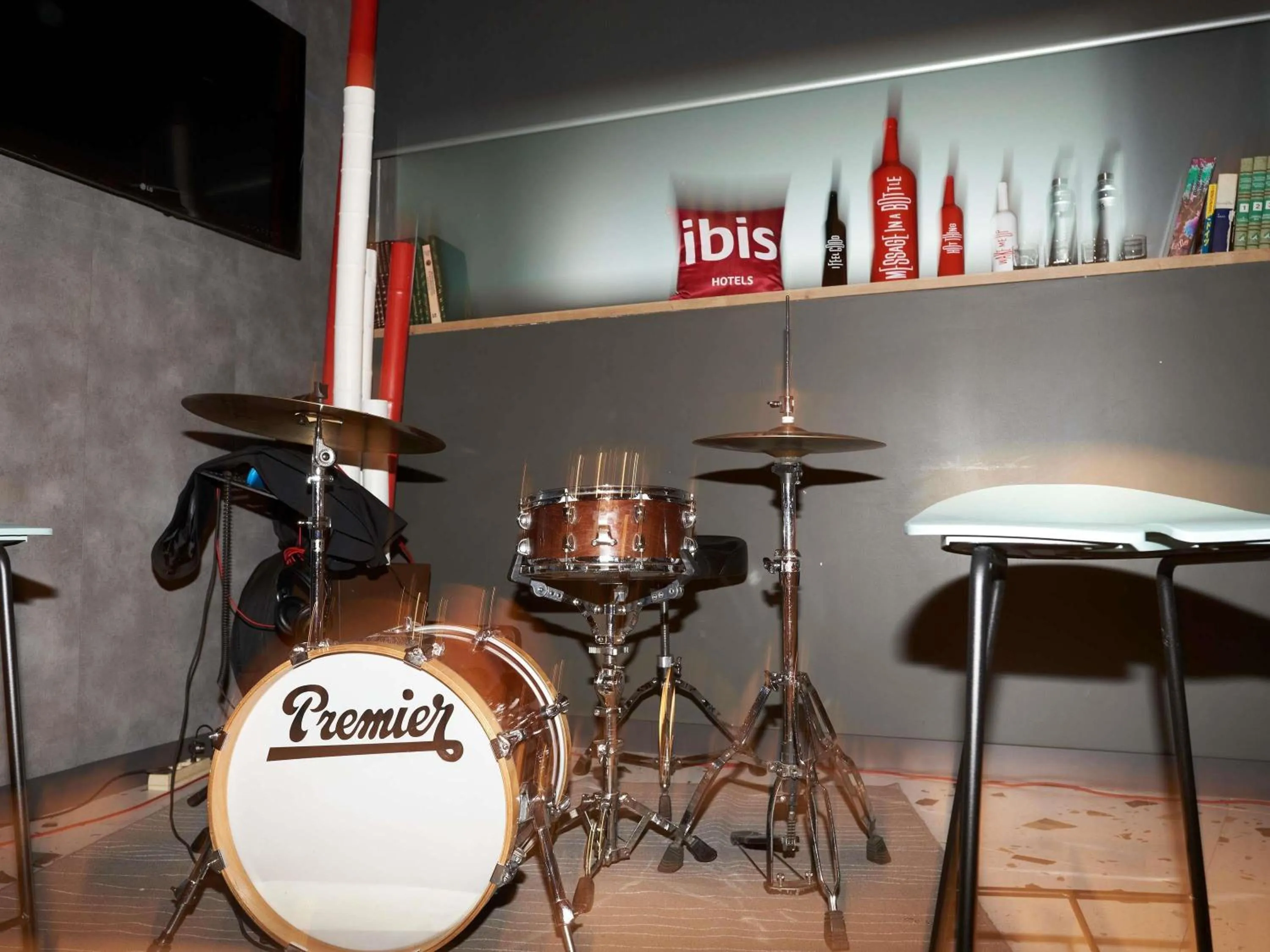 Restaurant/places to eat in Ibis Madrid Aeropuerto Barajas