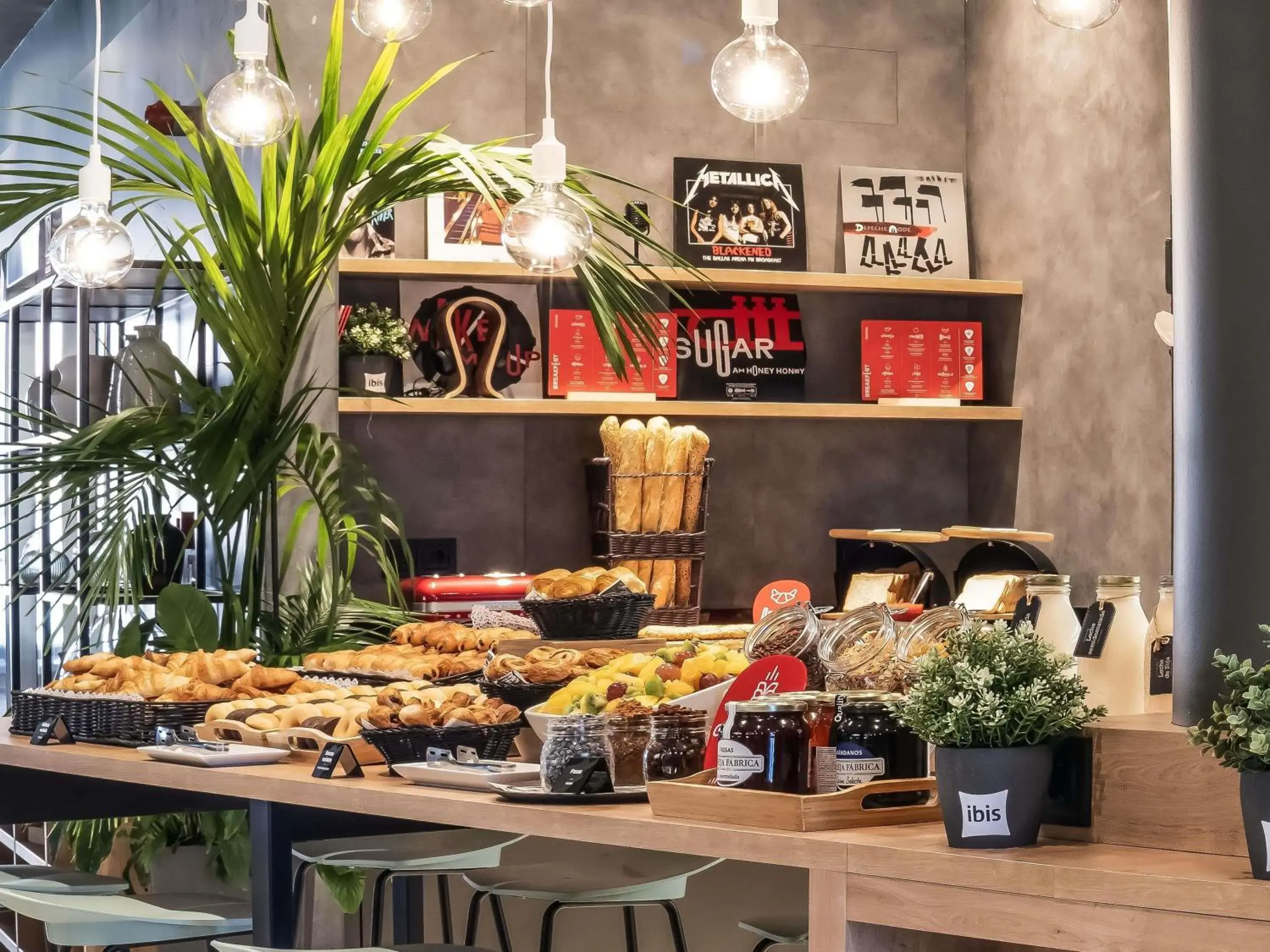 Ibis Madrid Aeropuerto Barajas Ibis Madrid Aeropuerto Barajas