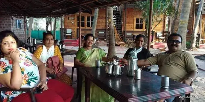 Restaurant/places to eat in Samant Beach Resort Restaurant/places to eat in Samant Beach Resort