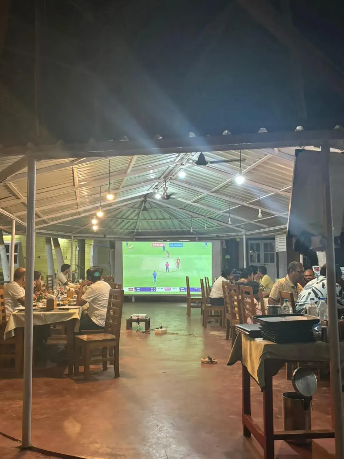 Restaurant/places to eat in Samant Beach Resort Restaurant/places to eat in Samant Beach Resort