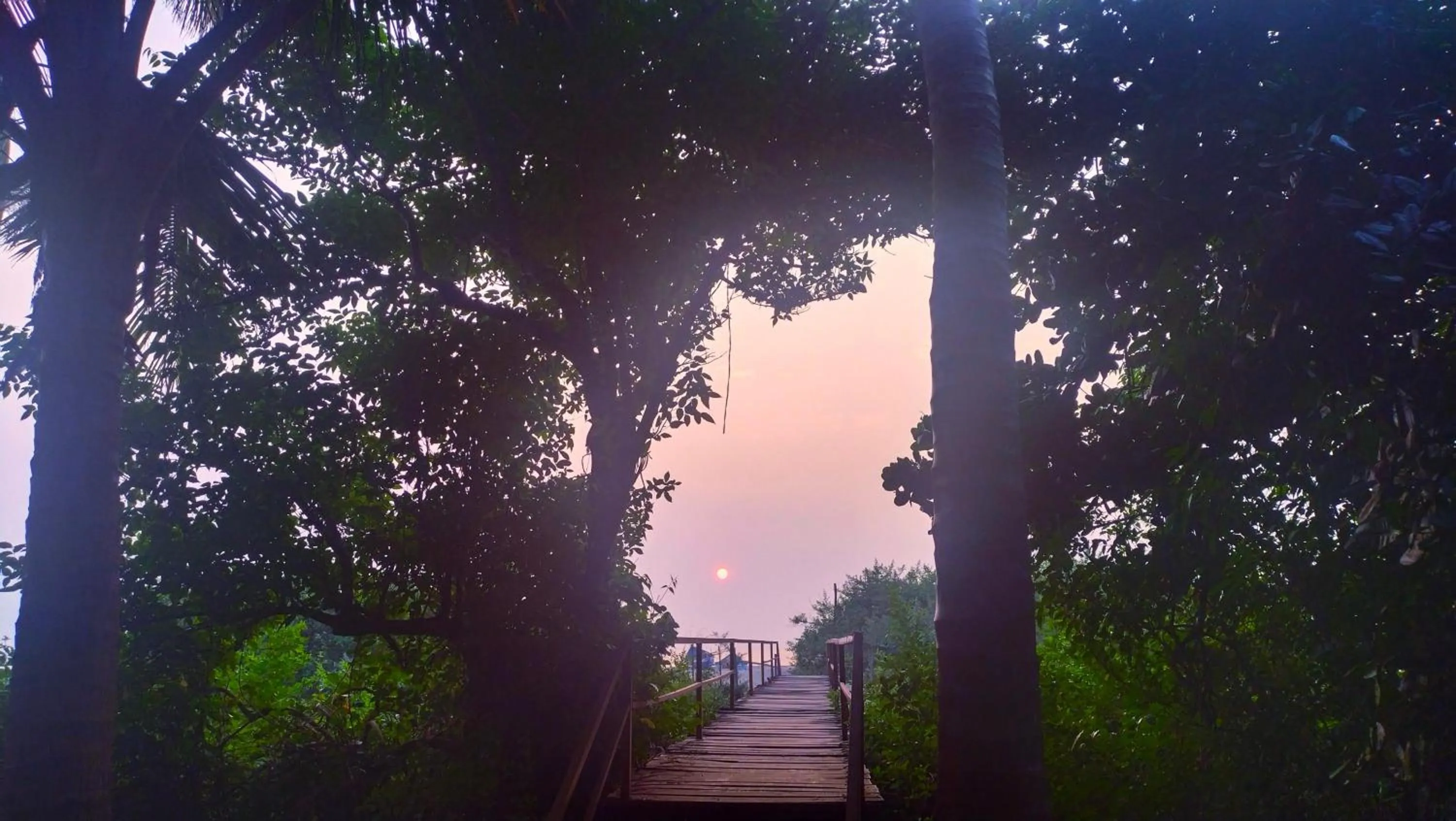 Sunset in Samant Beach Resort