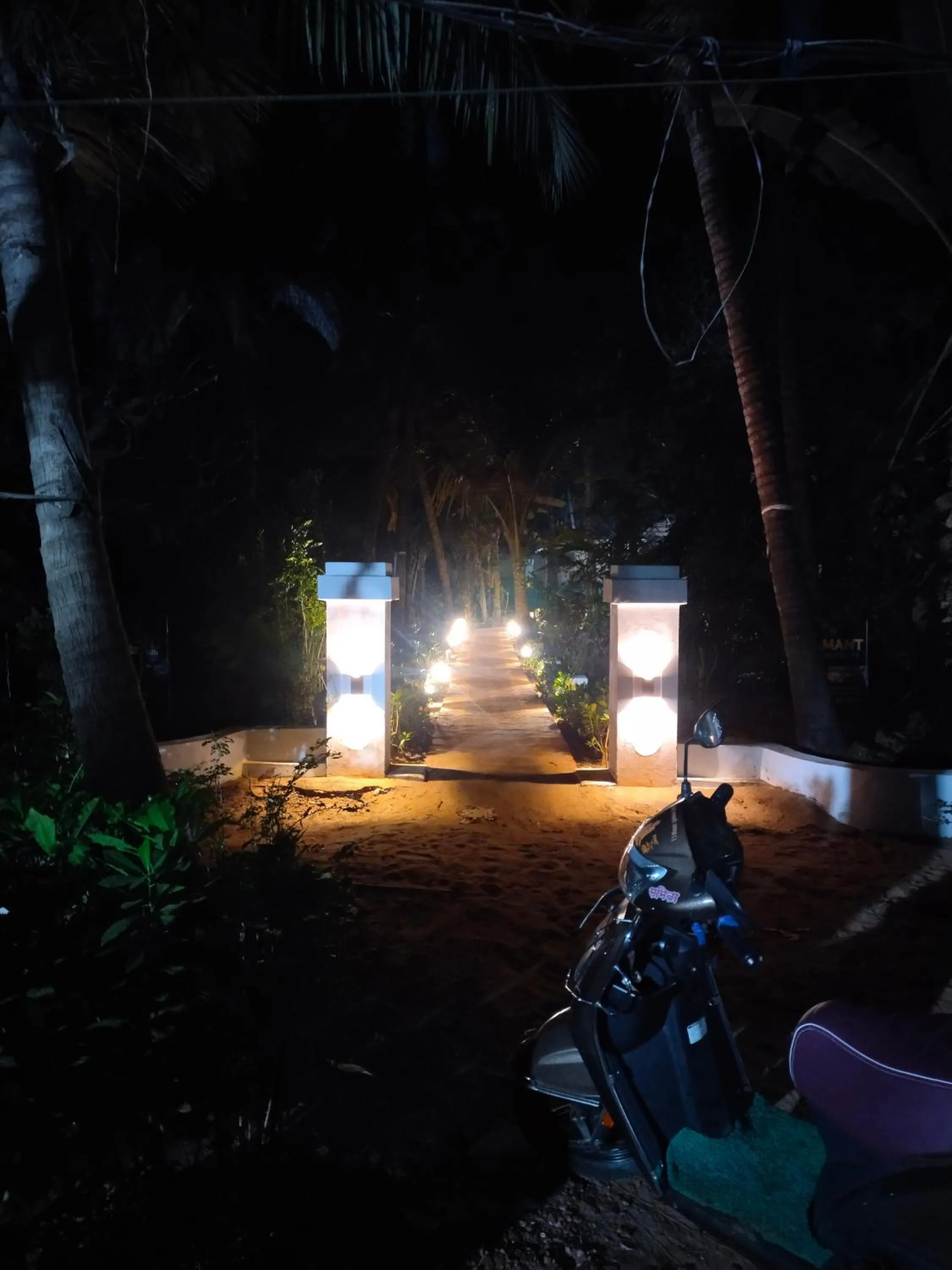 Facade/entrance in Samant Beach Resort