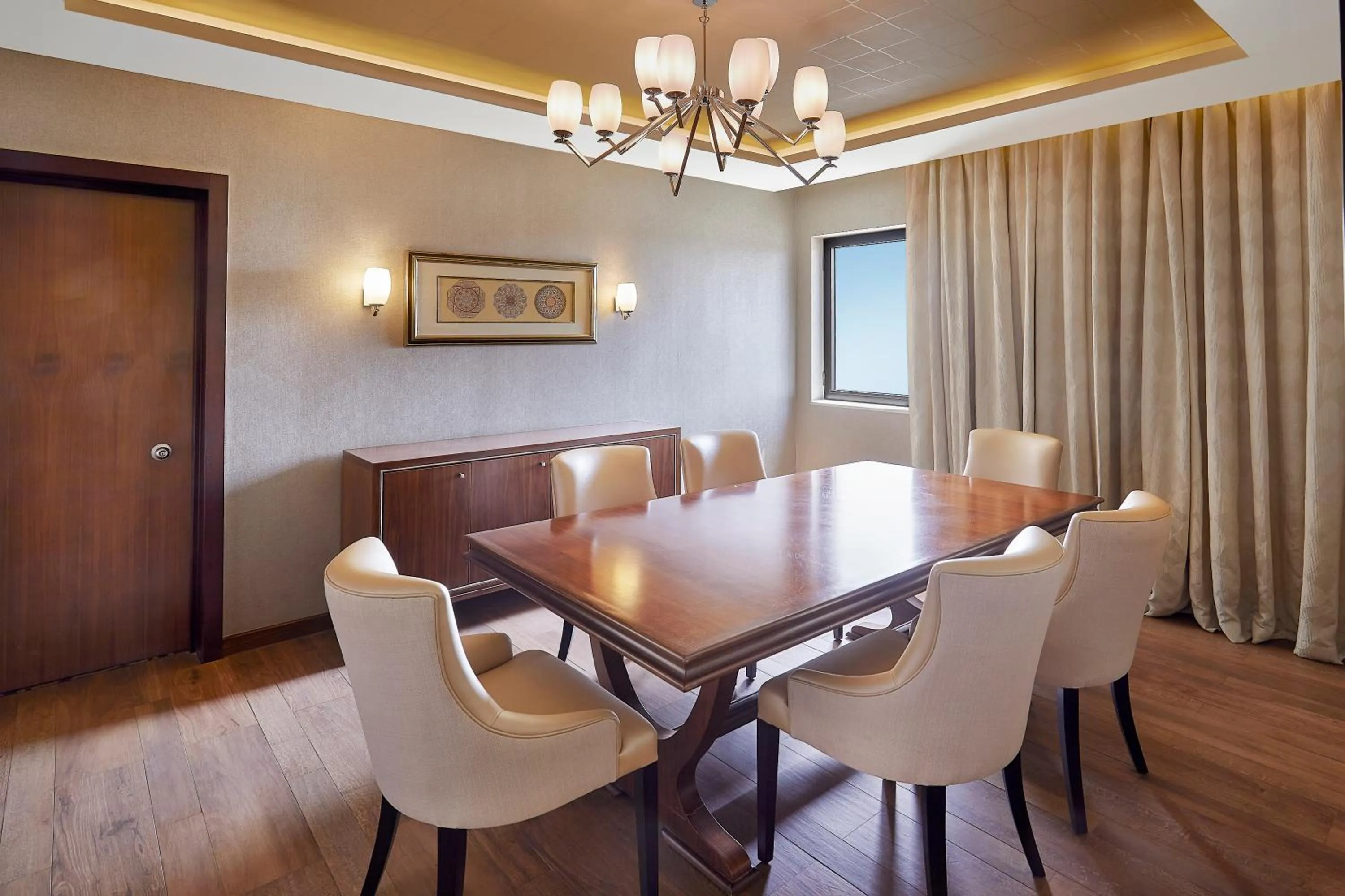 Dining area in Holiday Inn Tabuk by IHG