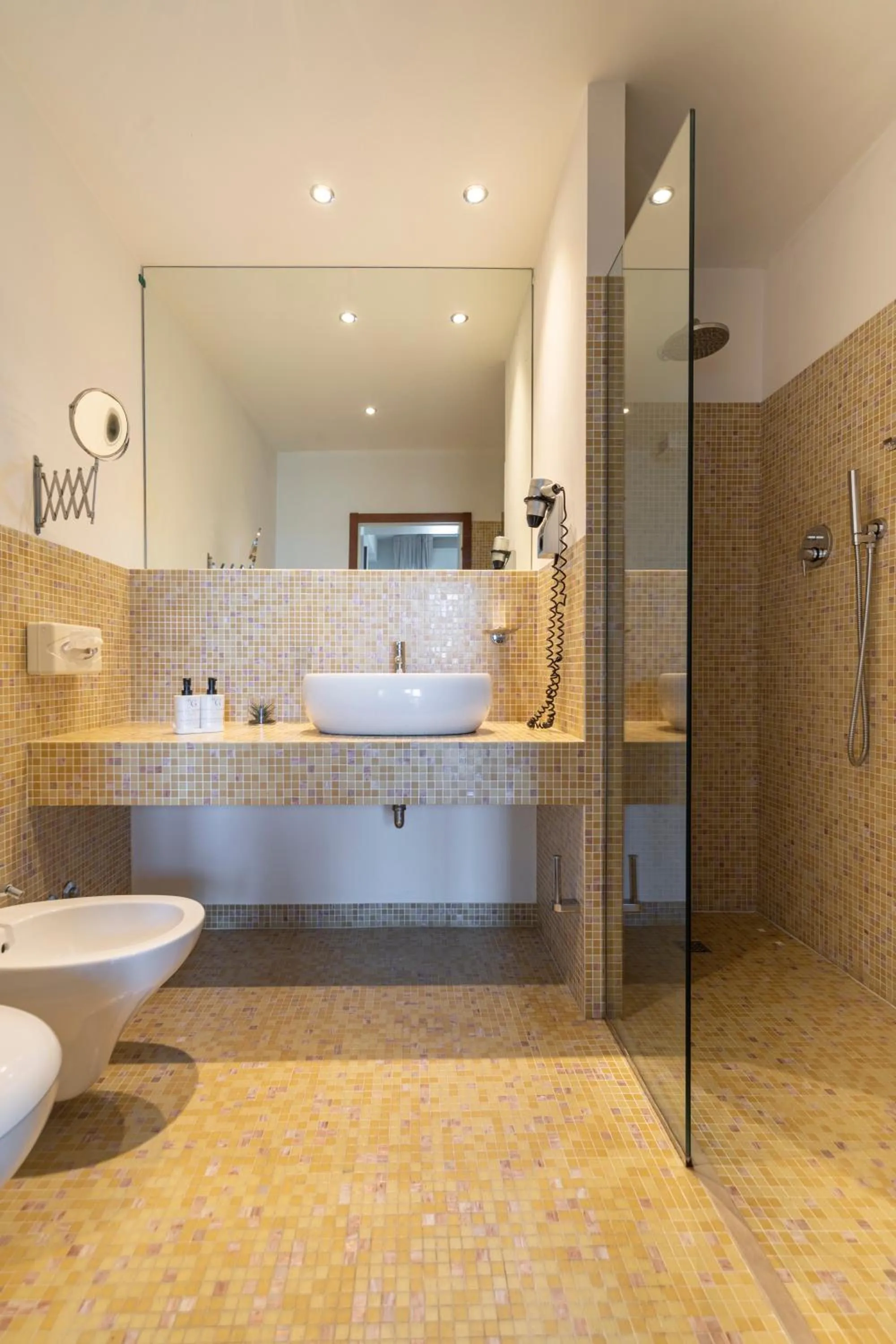 Bathroom in Hotel Gemma