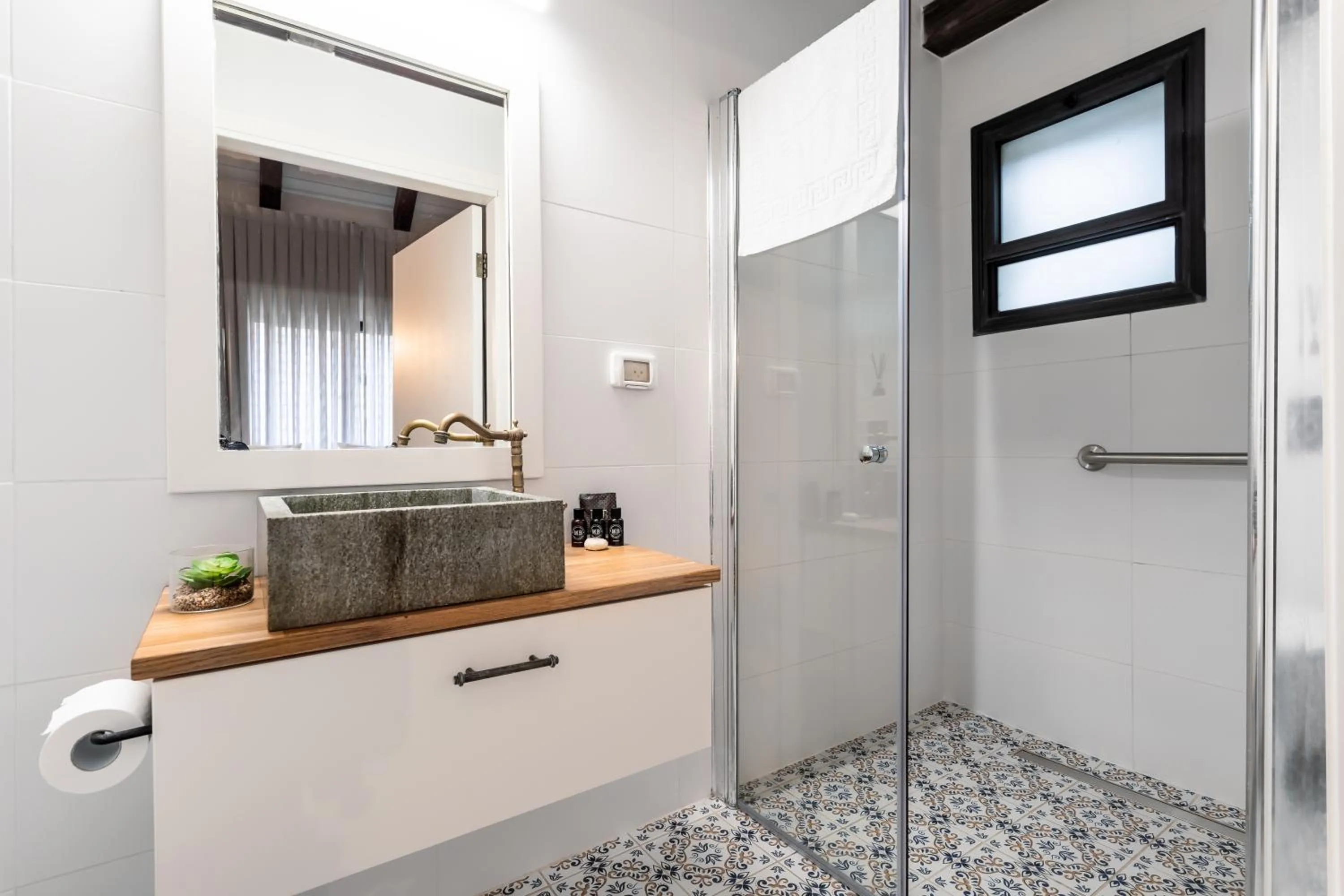 Bathroom in Grand Vista Boutique Hotel And Spa