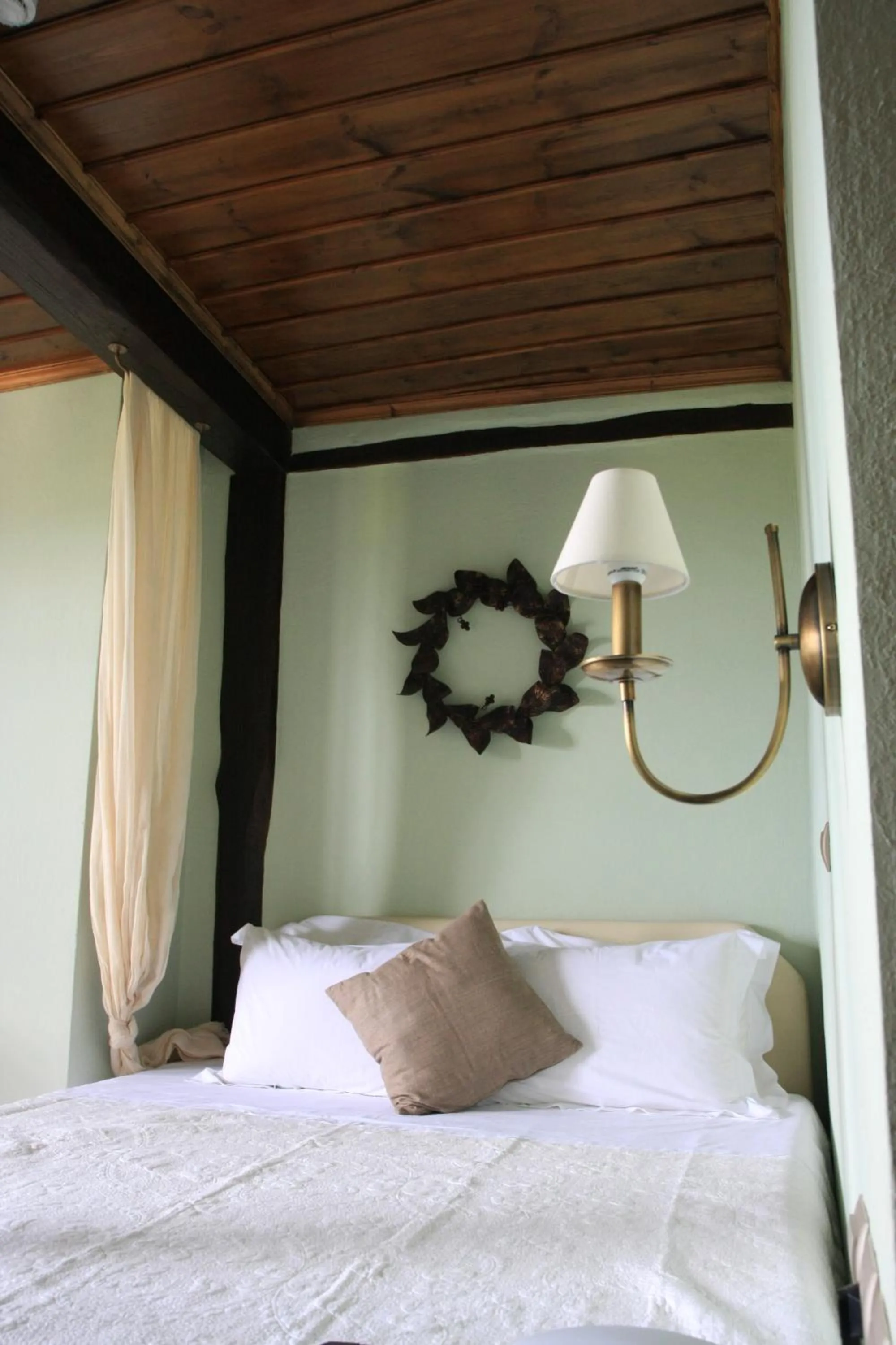 Bedroom, Bed in Varosi 4 Seasons