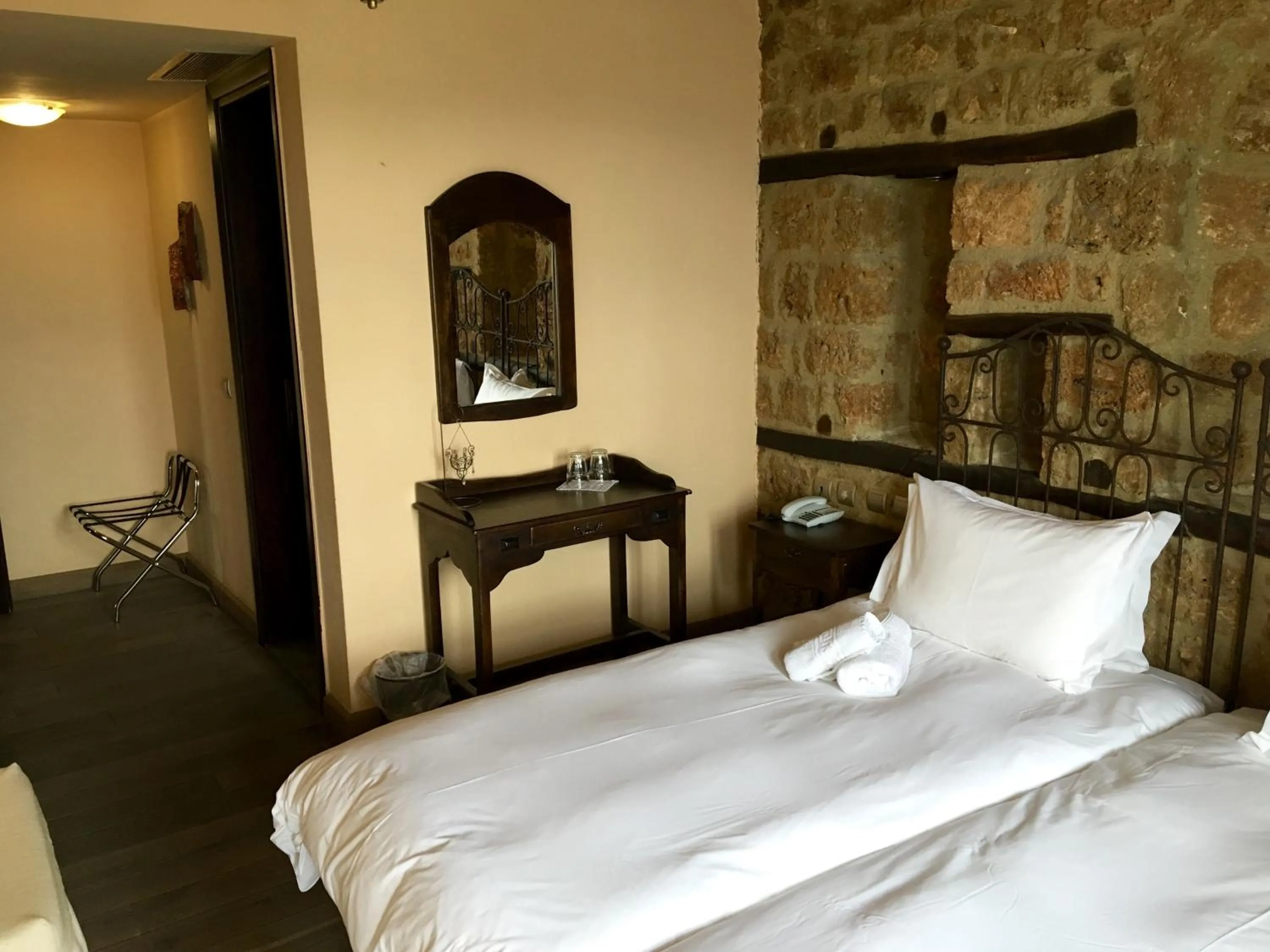 Bedroom, Bed in Varosi 4 Seasons