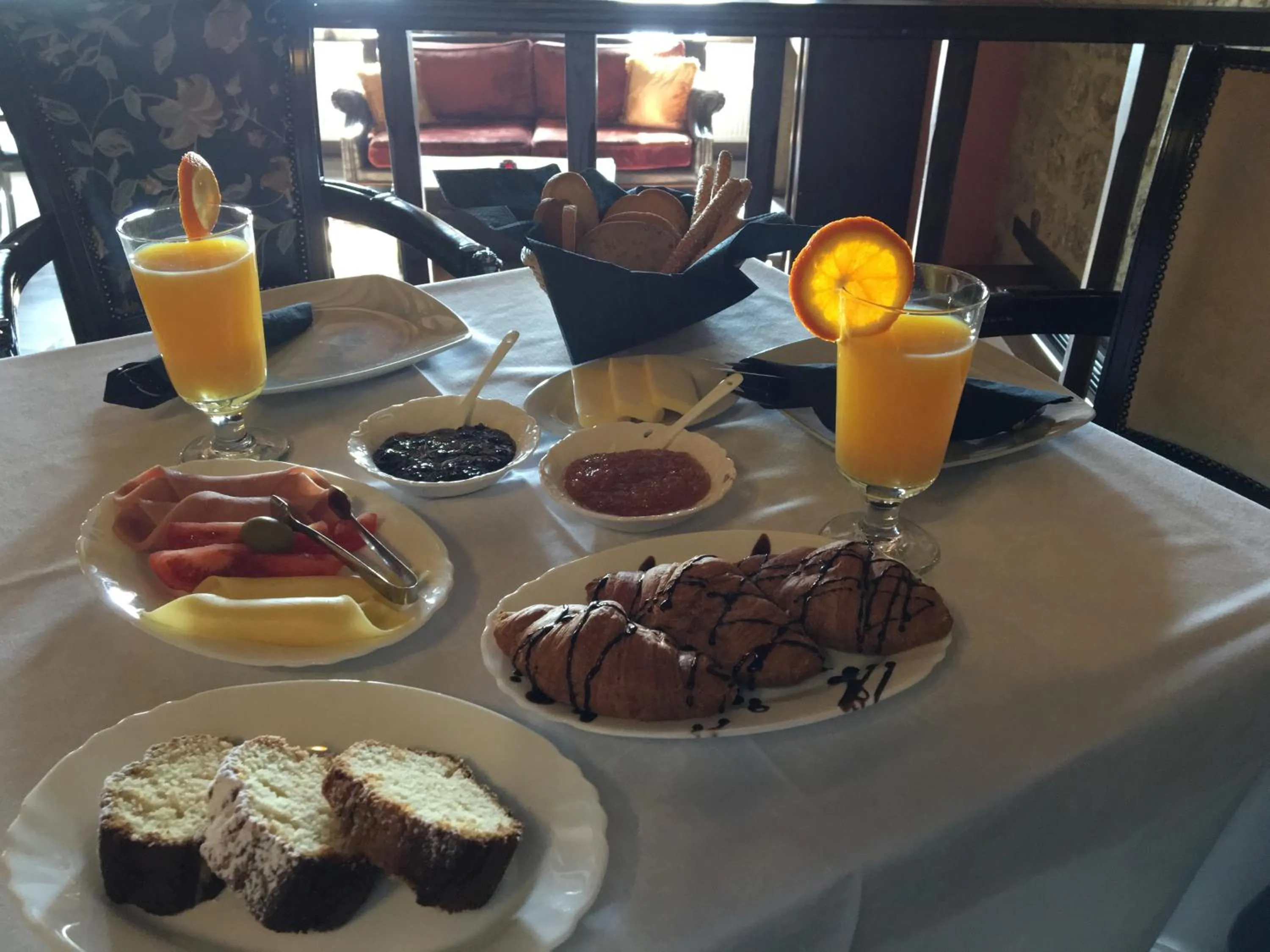 Breakfast in Varosi 4 Seasons