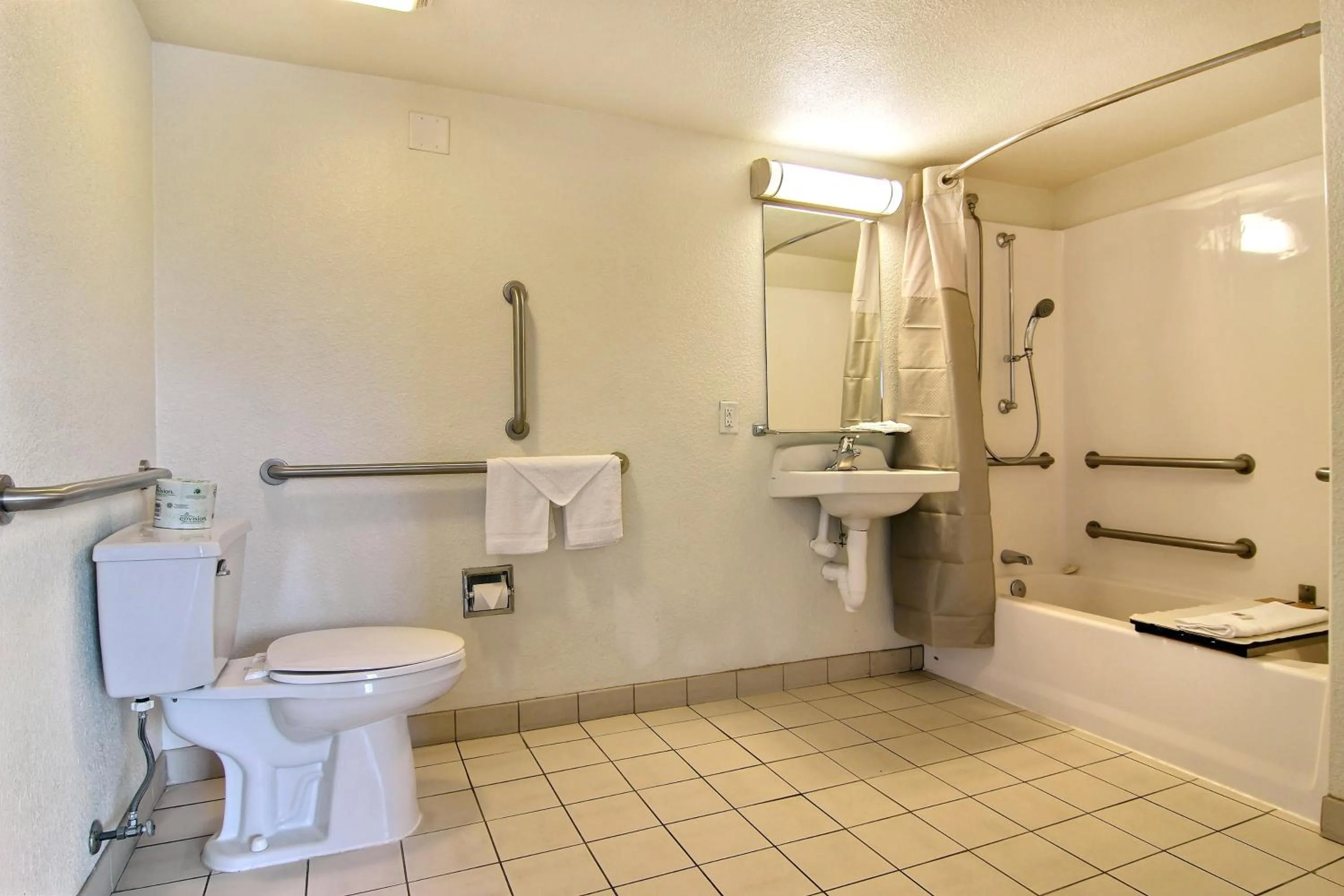Bathroom in Motel 6-Amarillo, TX - Airport