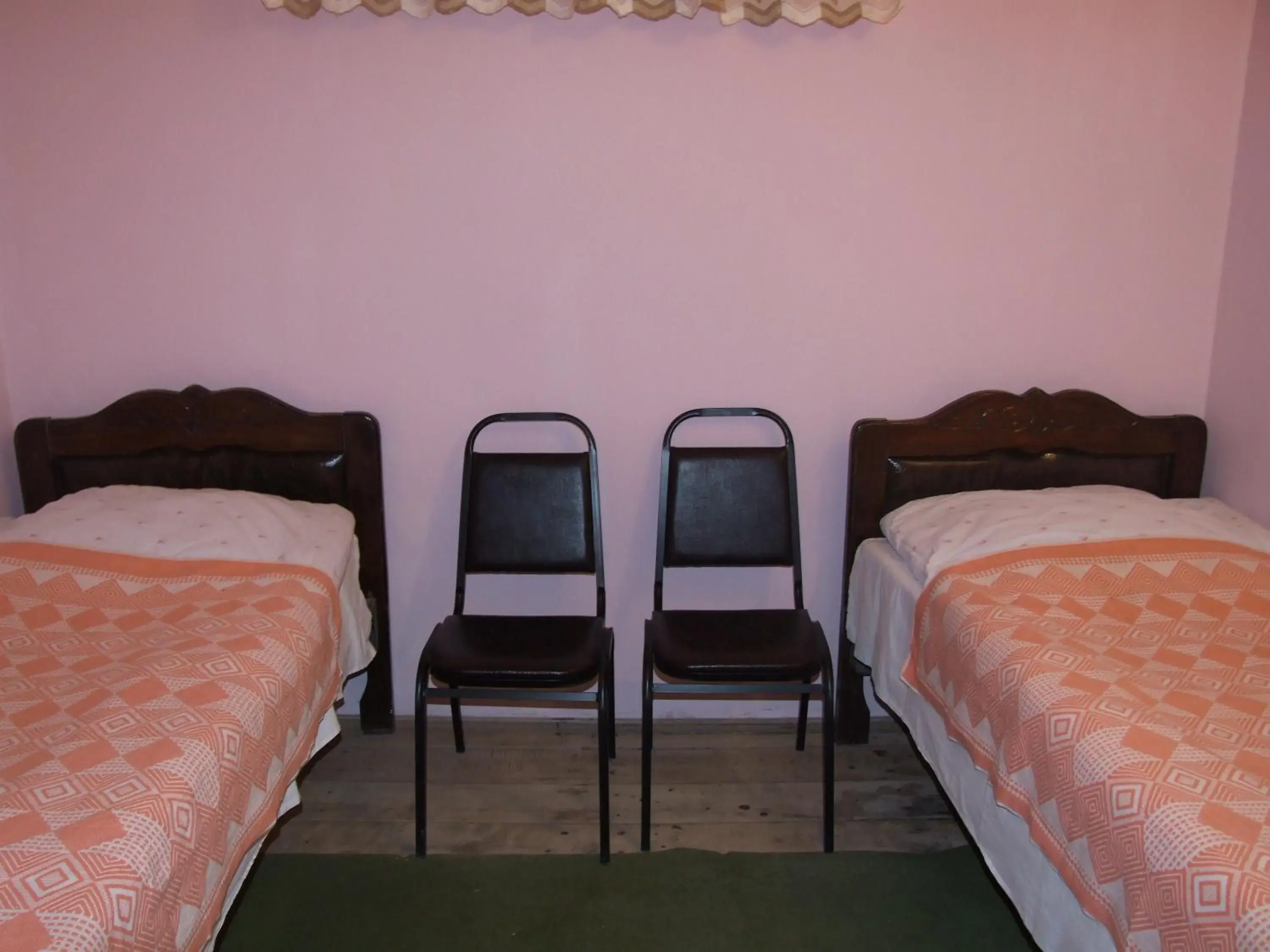 Budget Double Room - single occupancy in Farmer's Guest House Budget Double Room - single occupancy in Farmer's Guest House