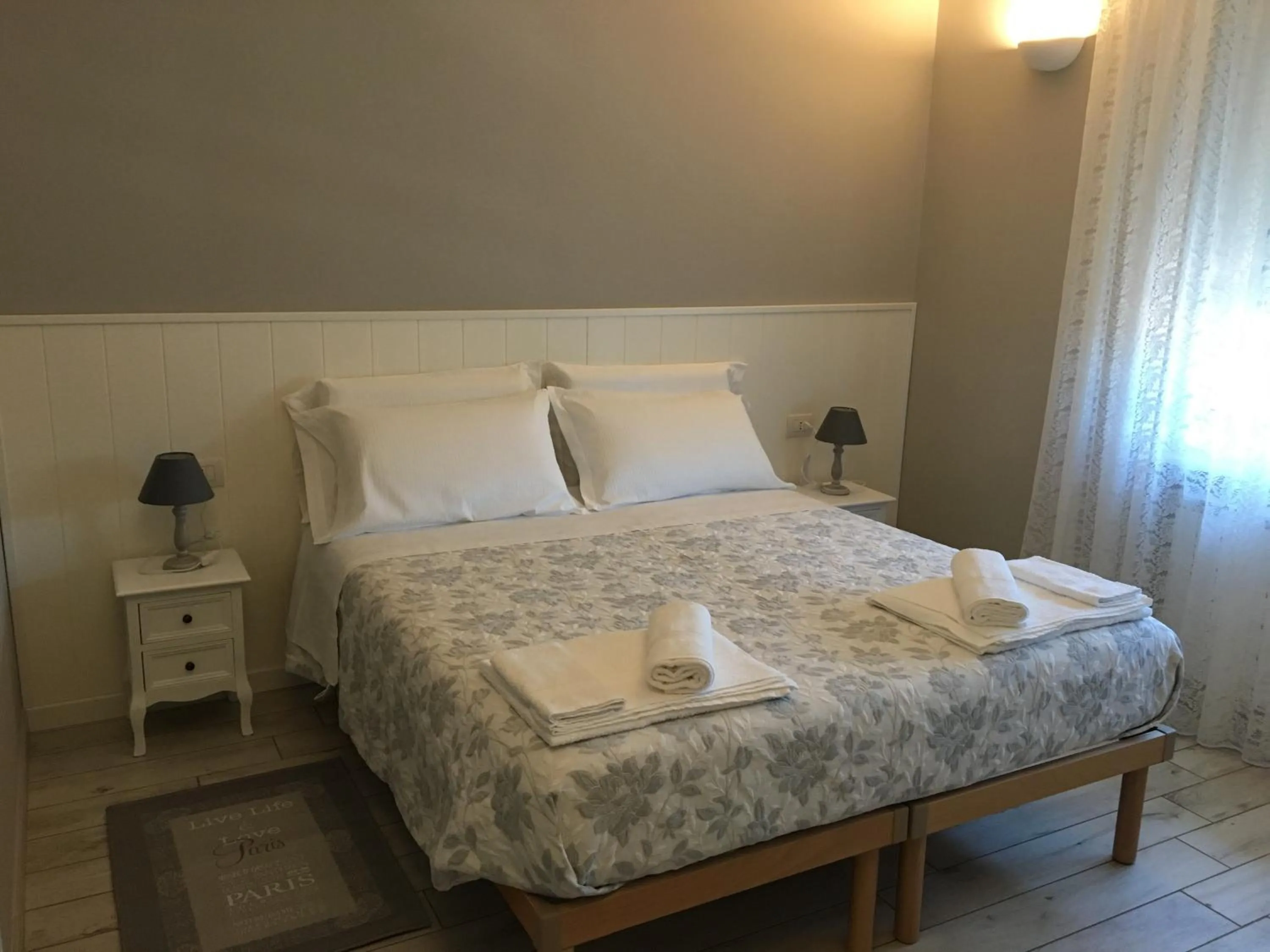 Bed in La Terrazza sul Naviglio B&B