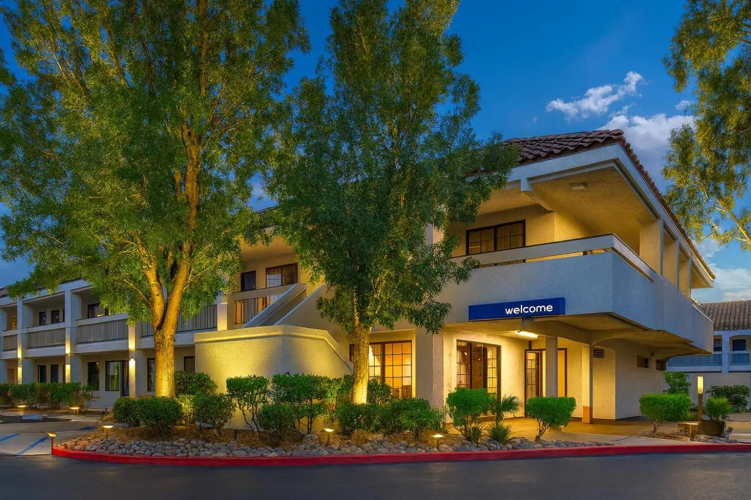 Property building in Motel 6-Thousand Oaks, CA Property building in Motel 6-Thousand Oaks, CA