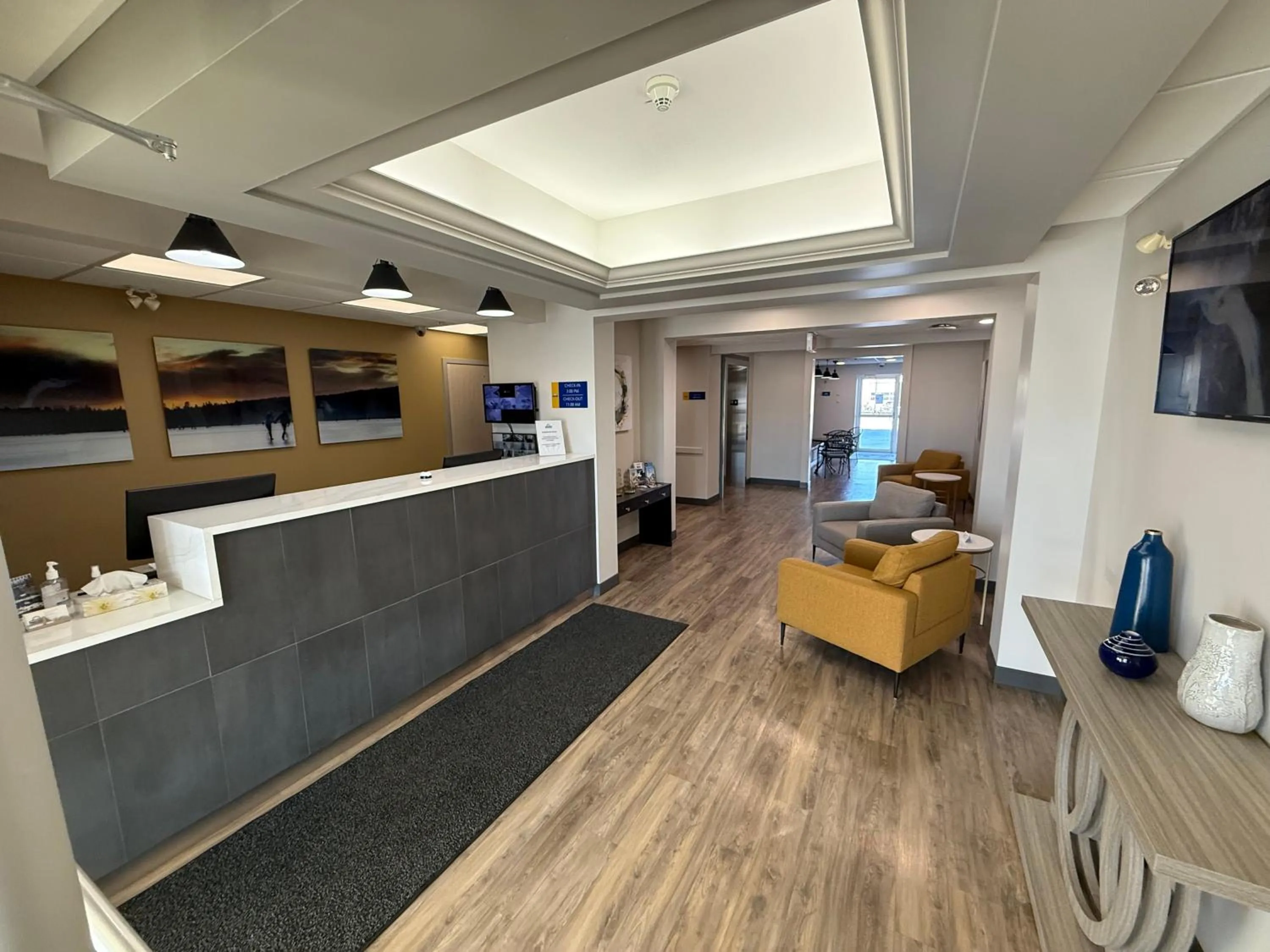 Lobby or reception in Days Inn by Wyndham Stony Plain