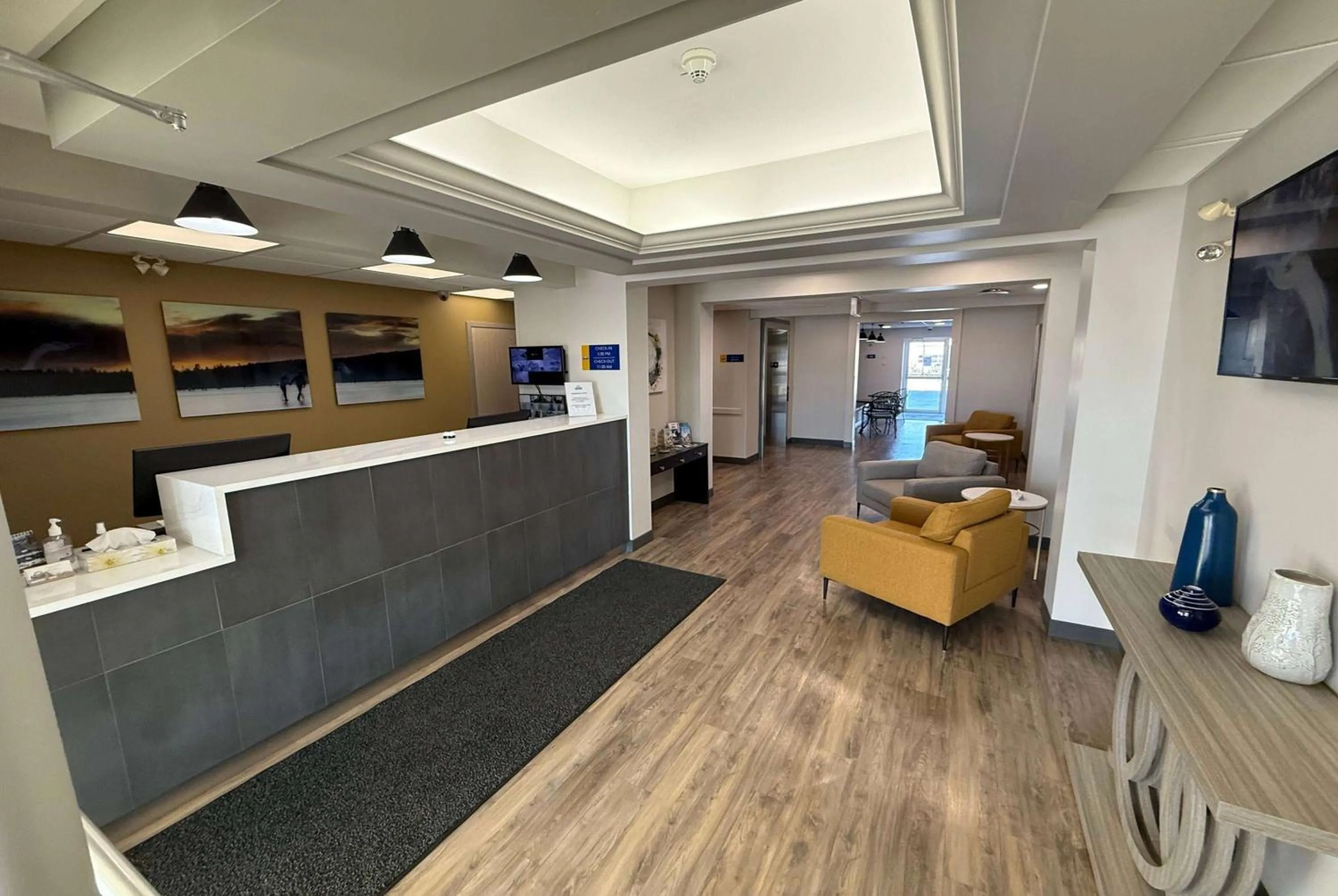 Lobby or reception in Days Inn by Wyndham Stony Plain