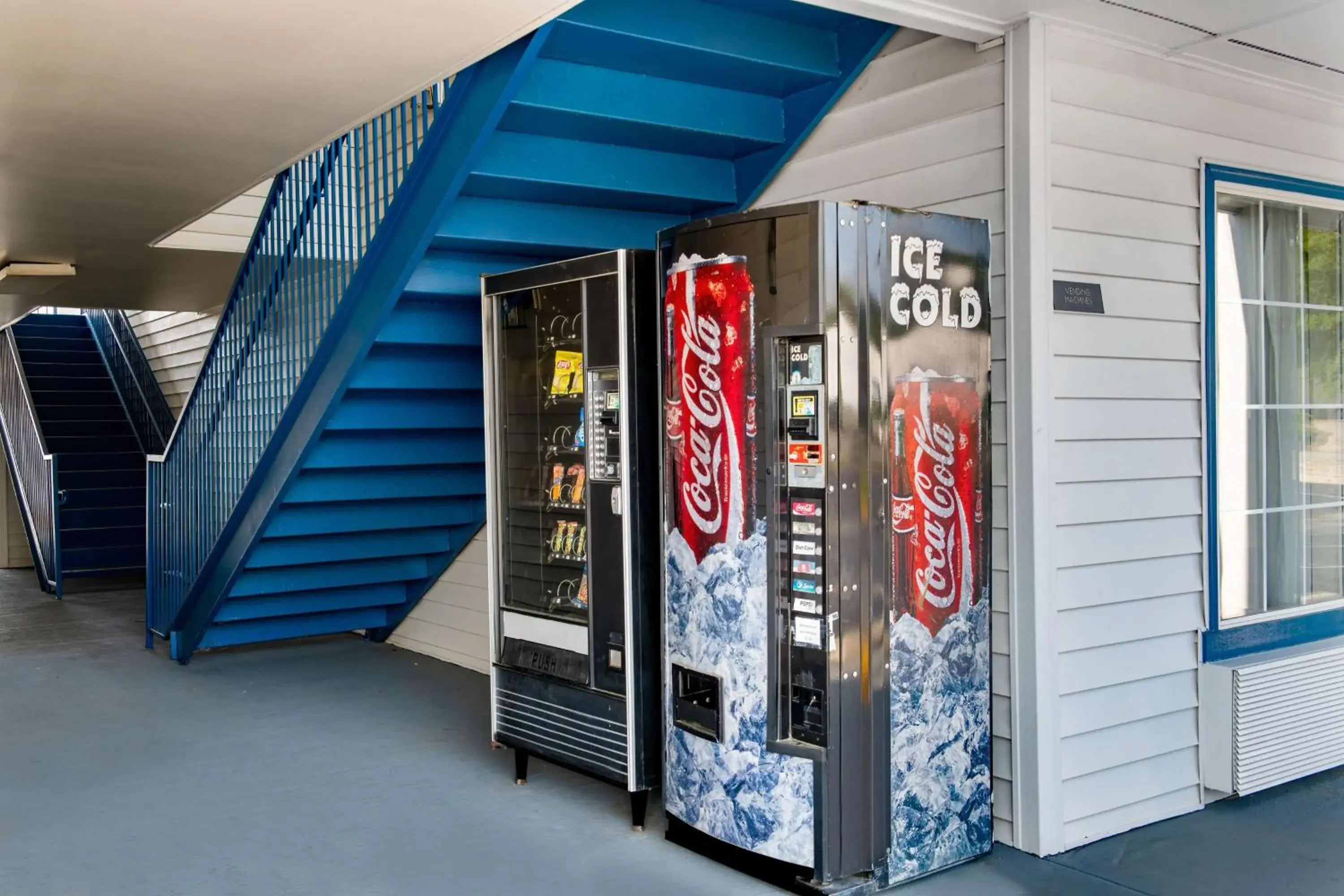 Property building in Motel 6 Macon, GA I 475 Property building in Motel 6 Macon, GA I 475