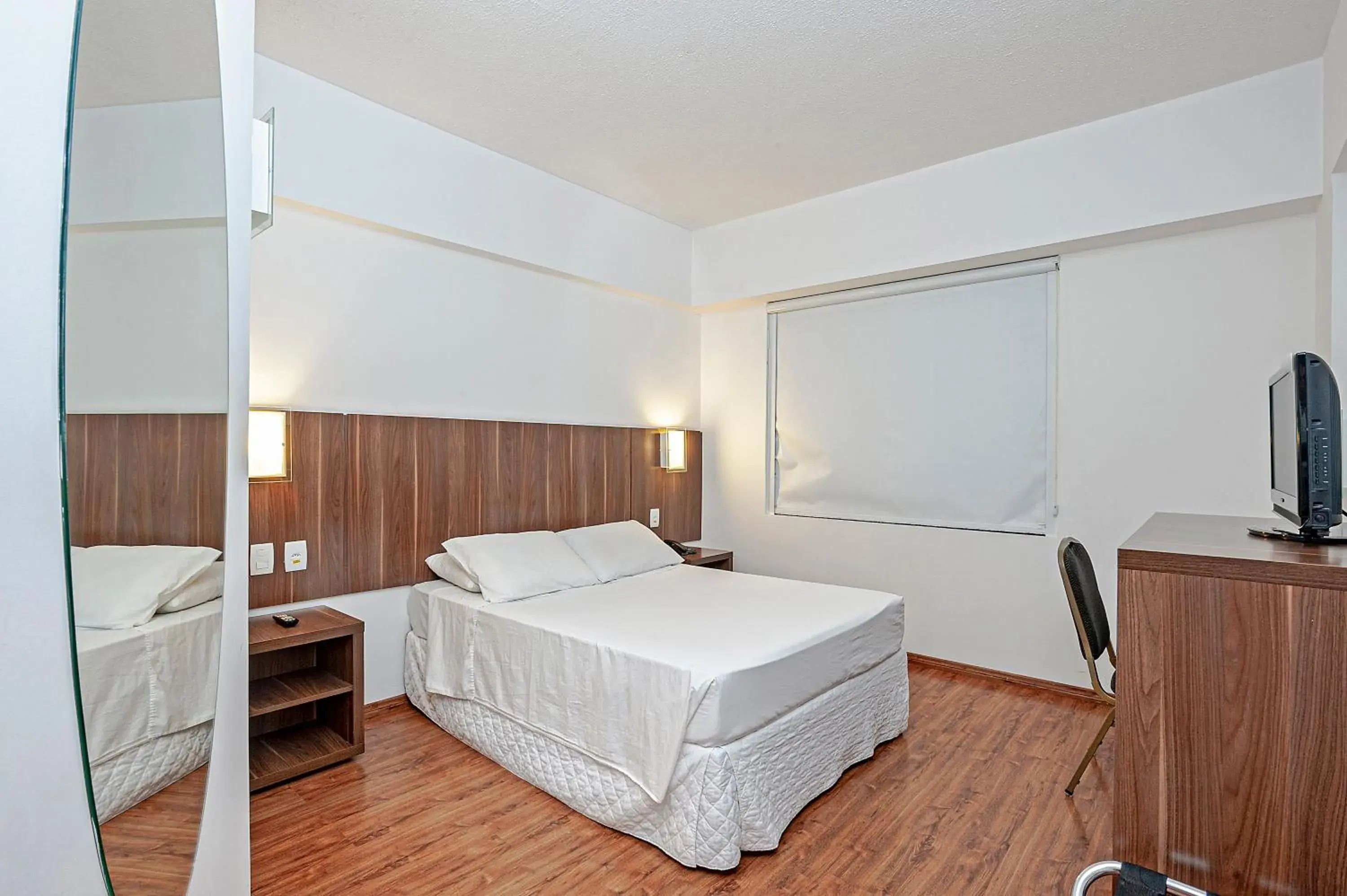 Bed in Firenze Business Hotel Bed in Firenze Business Hotel