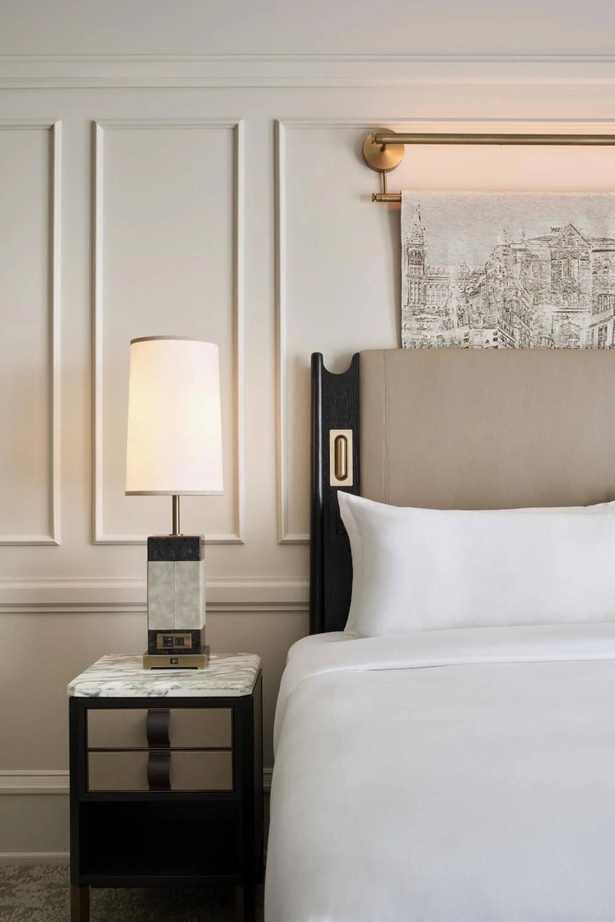 King Room in The Pfister Hotel