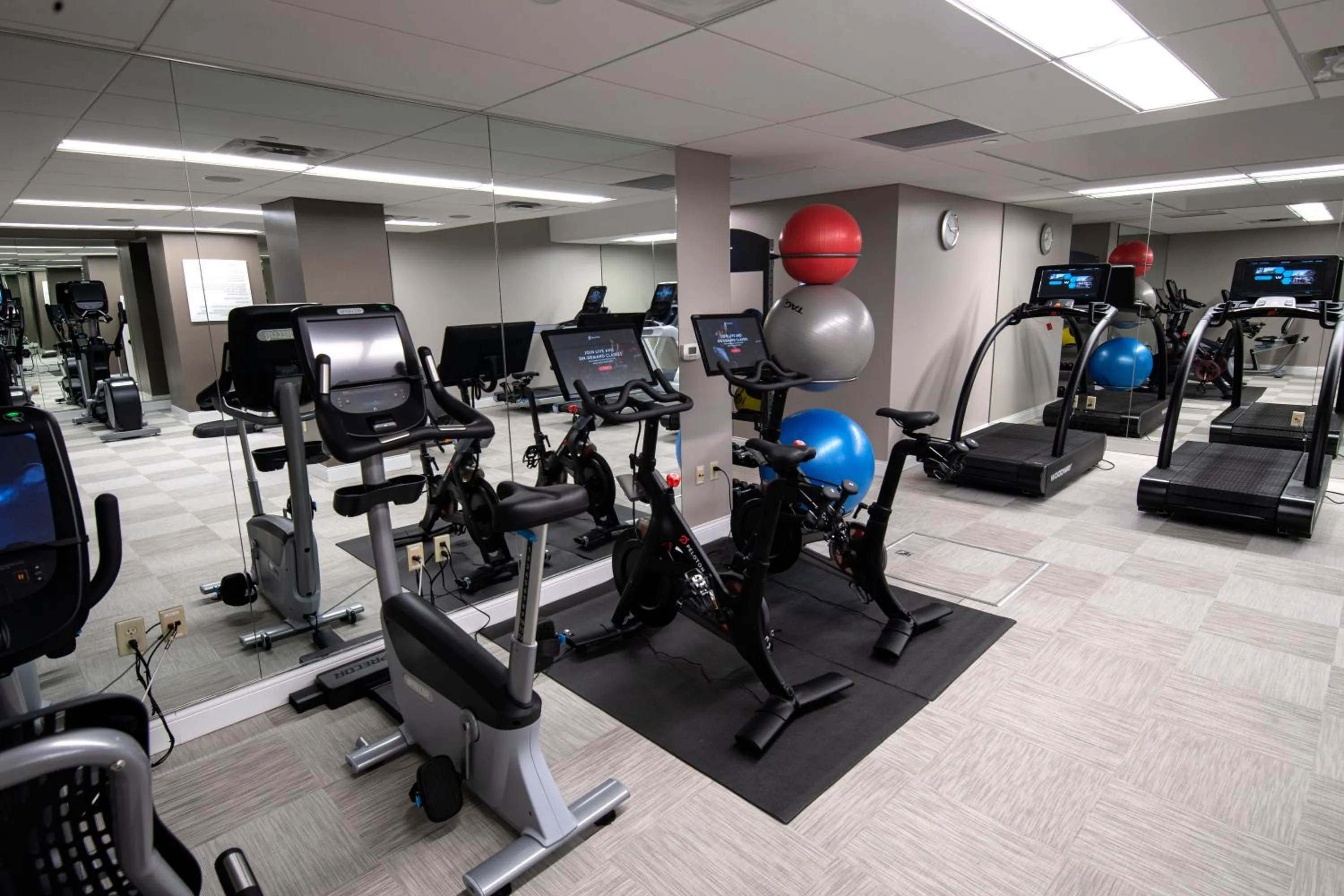 Fitness centre/facilities in The Pfister Hotel