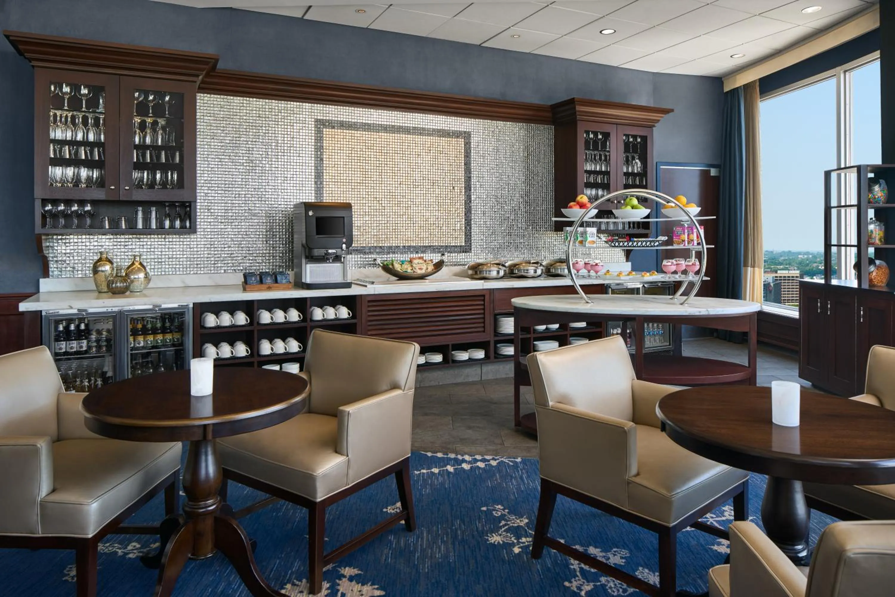 Lounge or bar in The Pfister Hotel