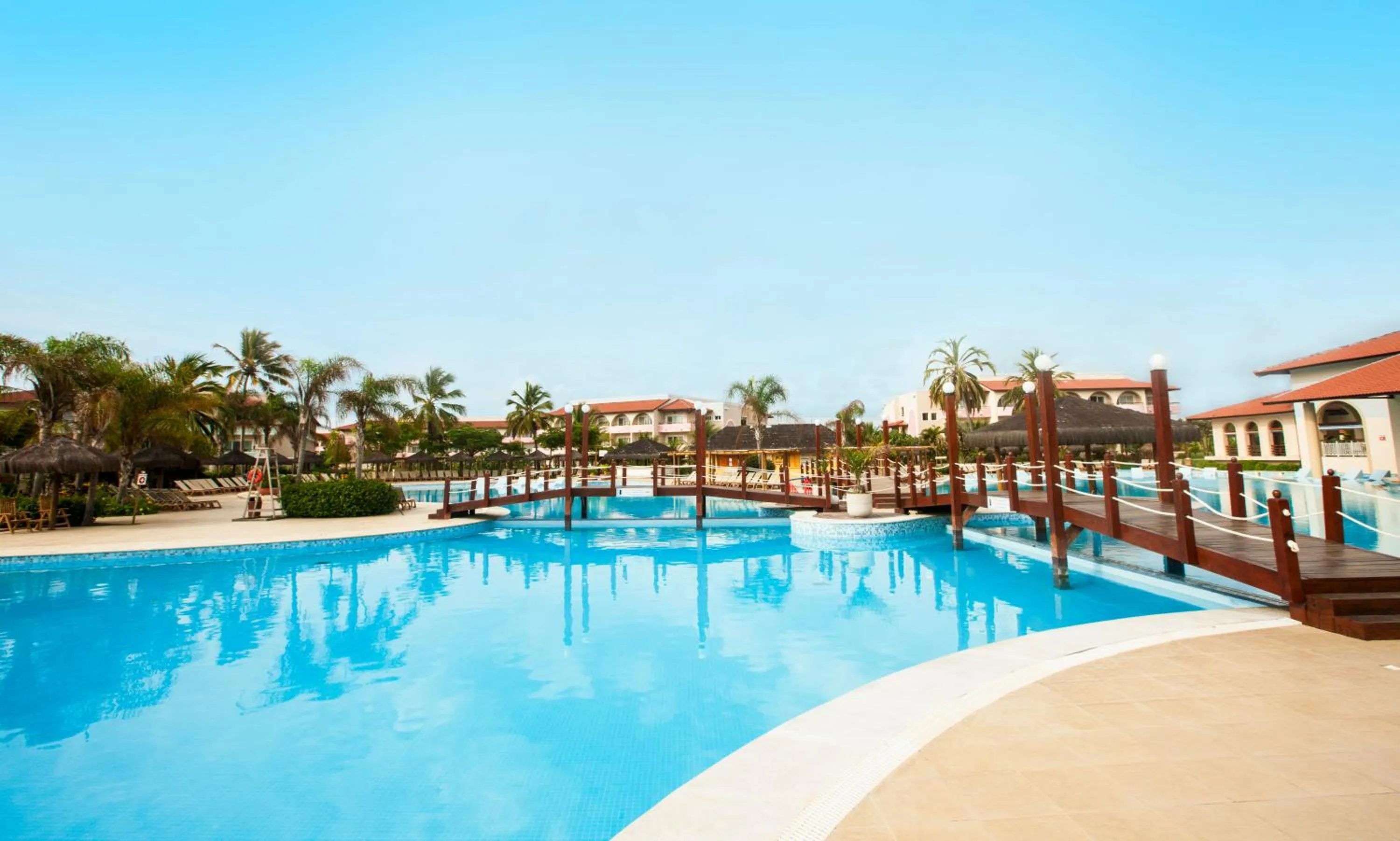 Swimming pool in Grand Palladium Imbassaí Resort & Spa - All Inclusive