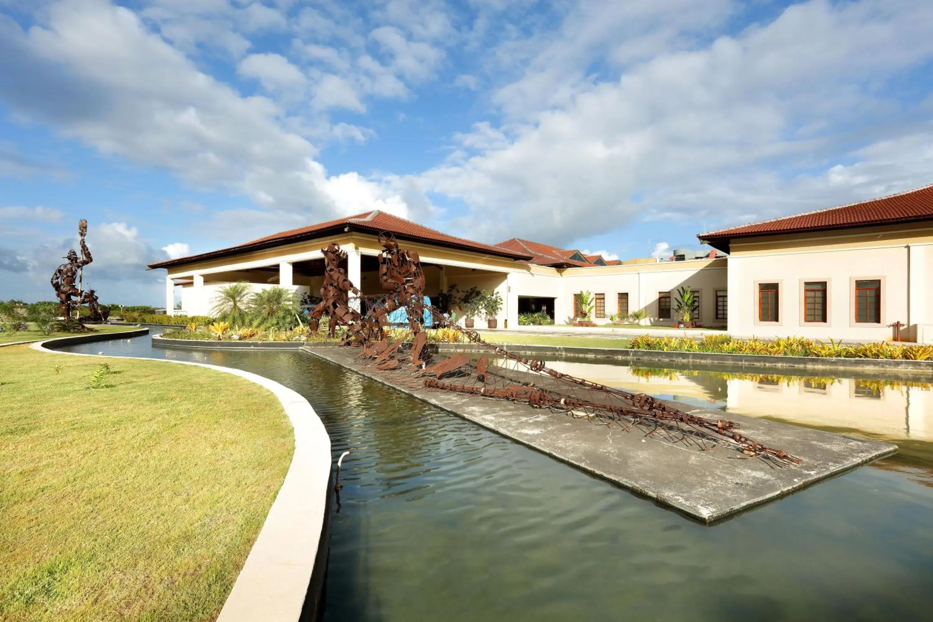 Facade/entrance in Grand Palladium Imbassaí Resort & Spa - All Inclusive Facade/entrance in Grand Palladium Imbassaí Resort & Spa - All Inclusive