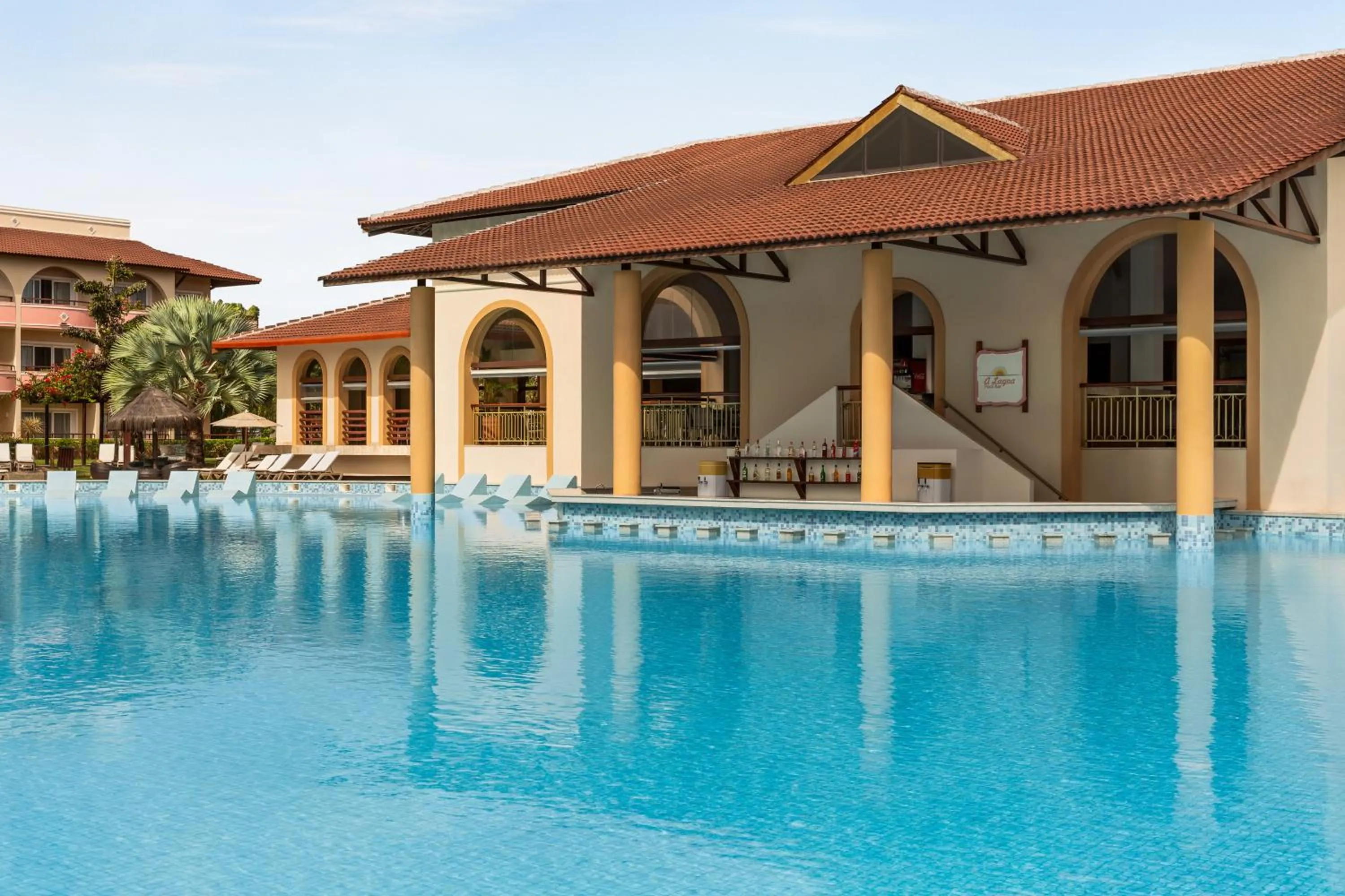 Swimming pool in Grand Palladium Imbassaí Resort & Spa - All Inclusive