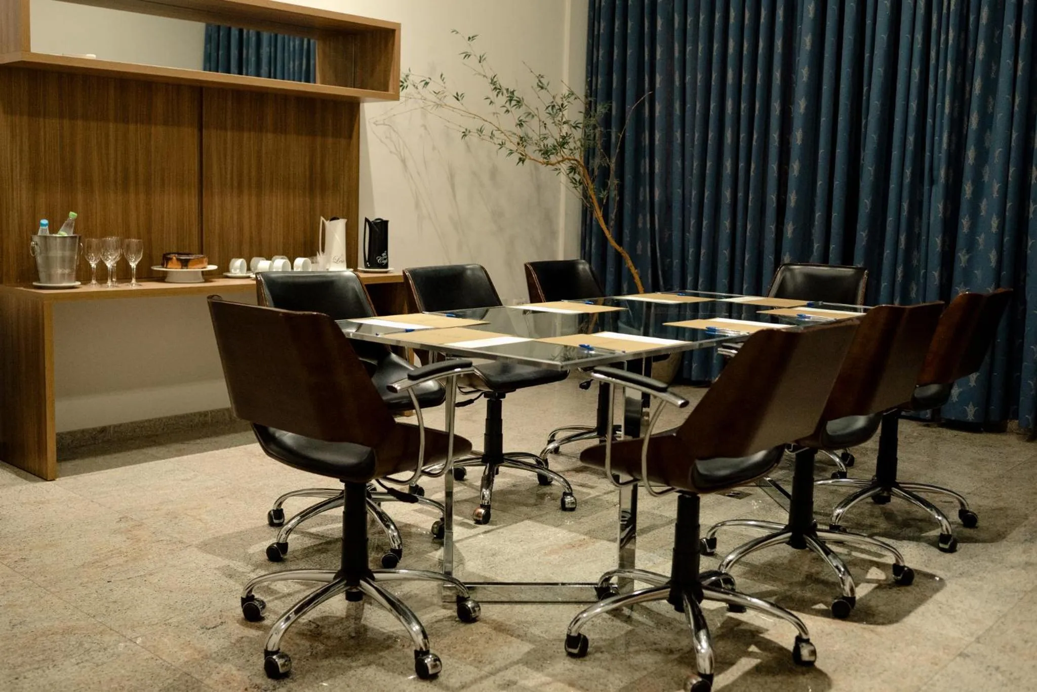 Meeting/conference room in Locanda Hotel