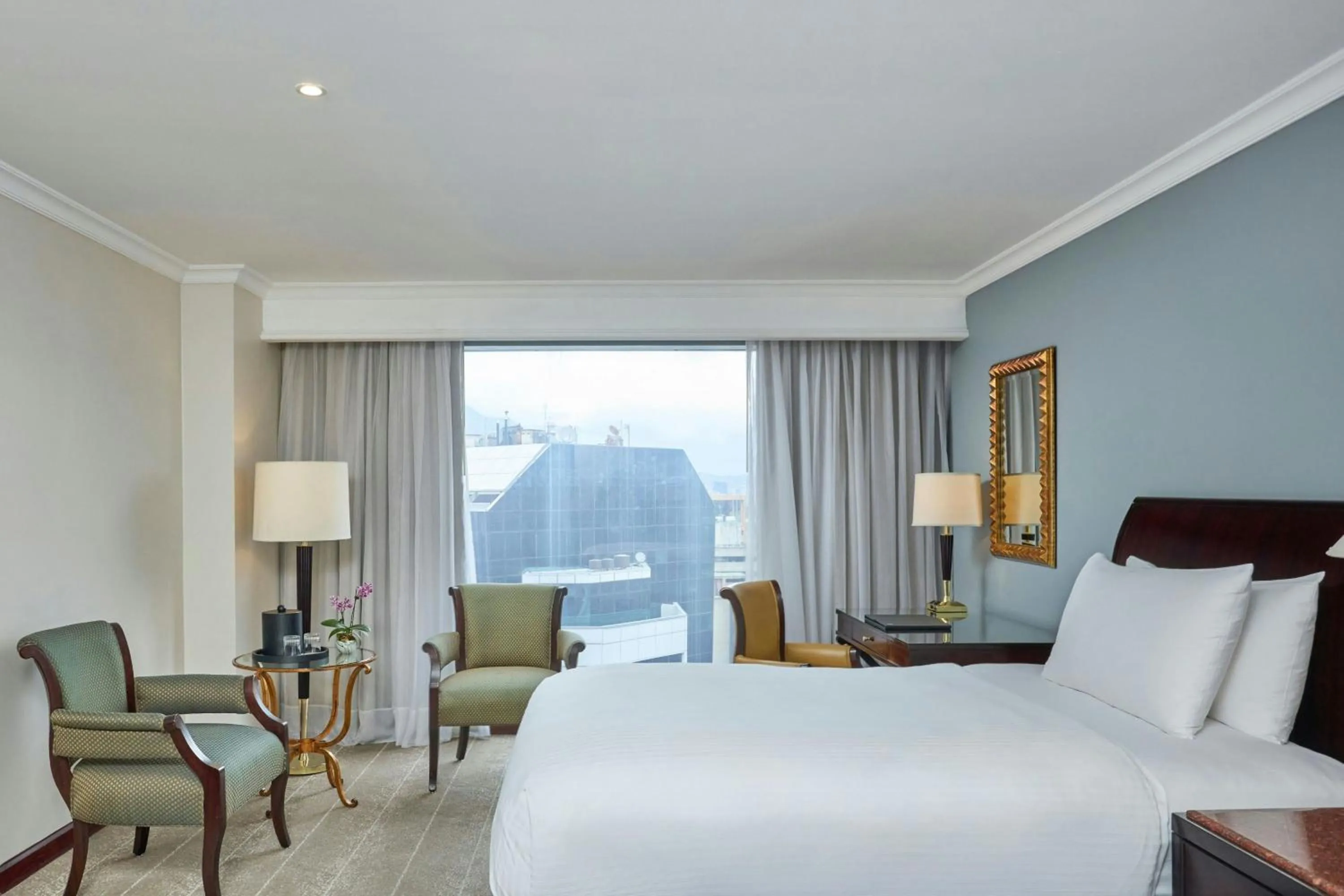 Photo of the whole room, Bed in JW Marriott Caracas