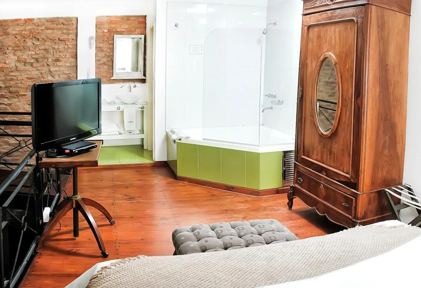 Bathroom in La Rozada Suites