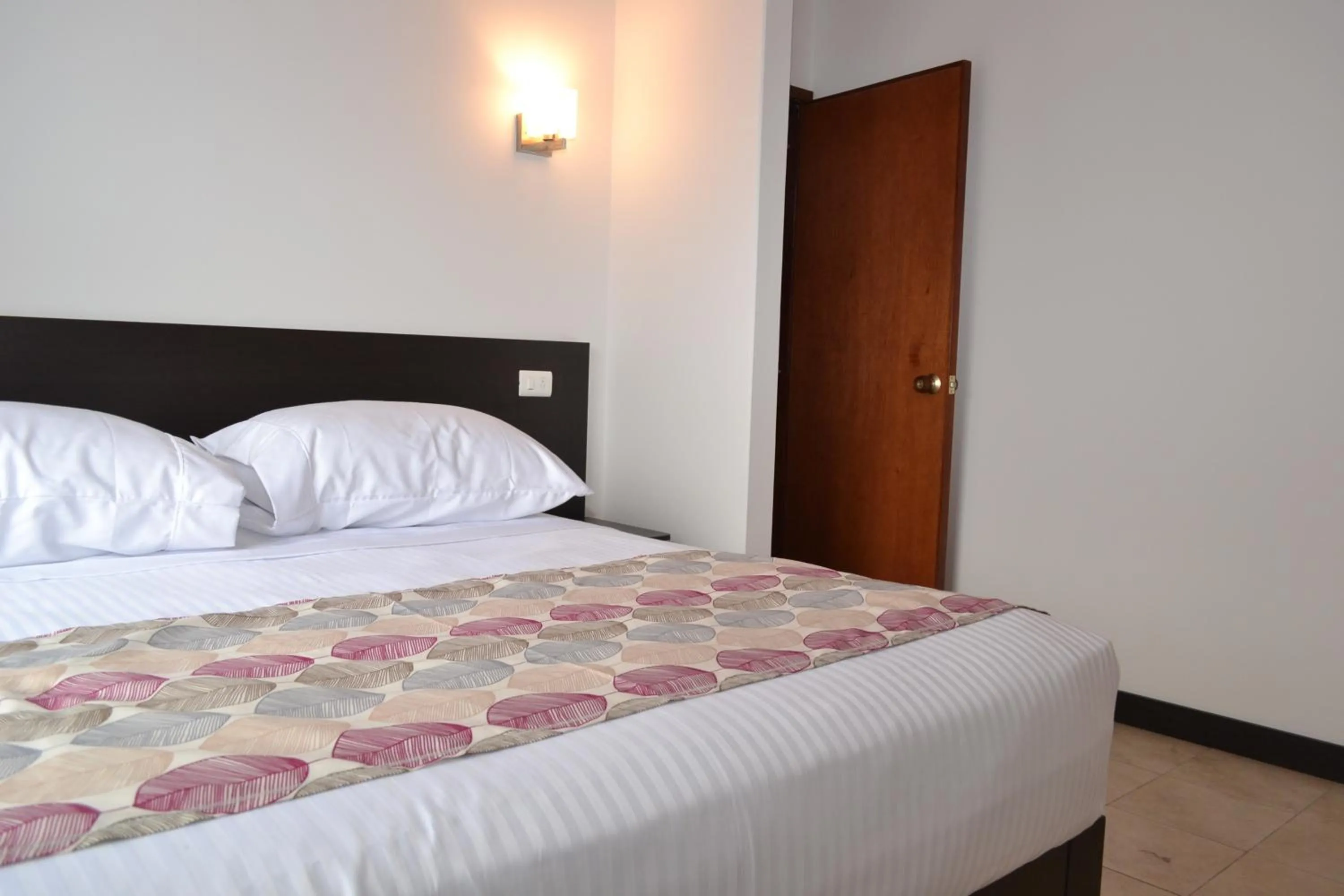 Bed in Apartahotel Doble3