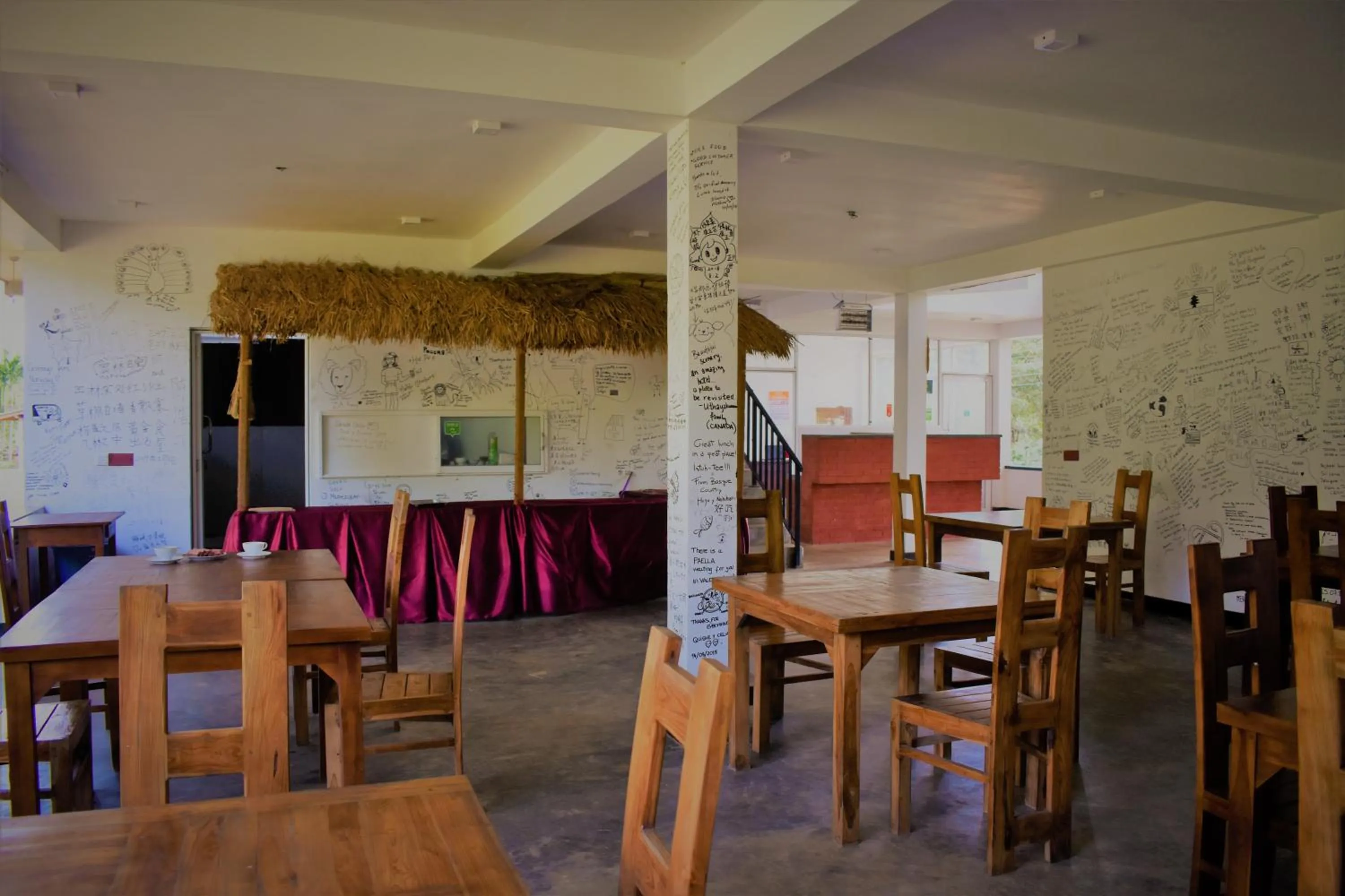 Restaurant/places to eat in Green Hut Nature Resort