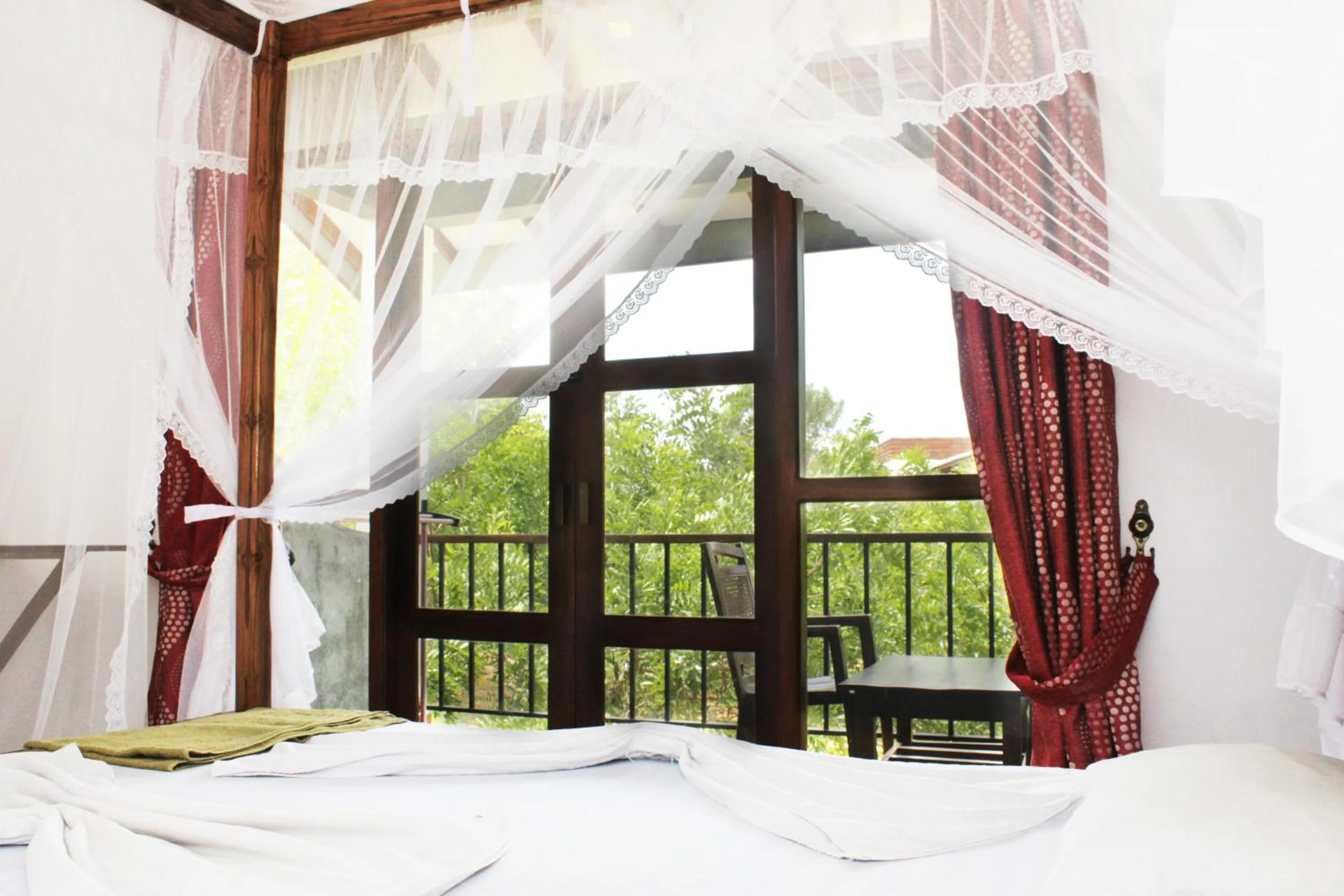 Garden view, Bed in Green Hut Nature Resort