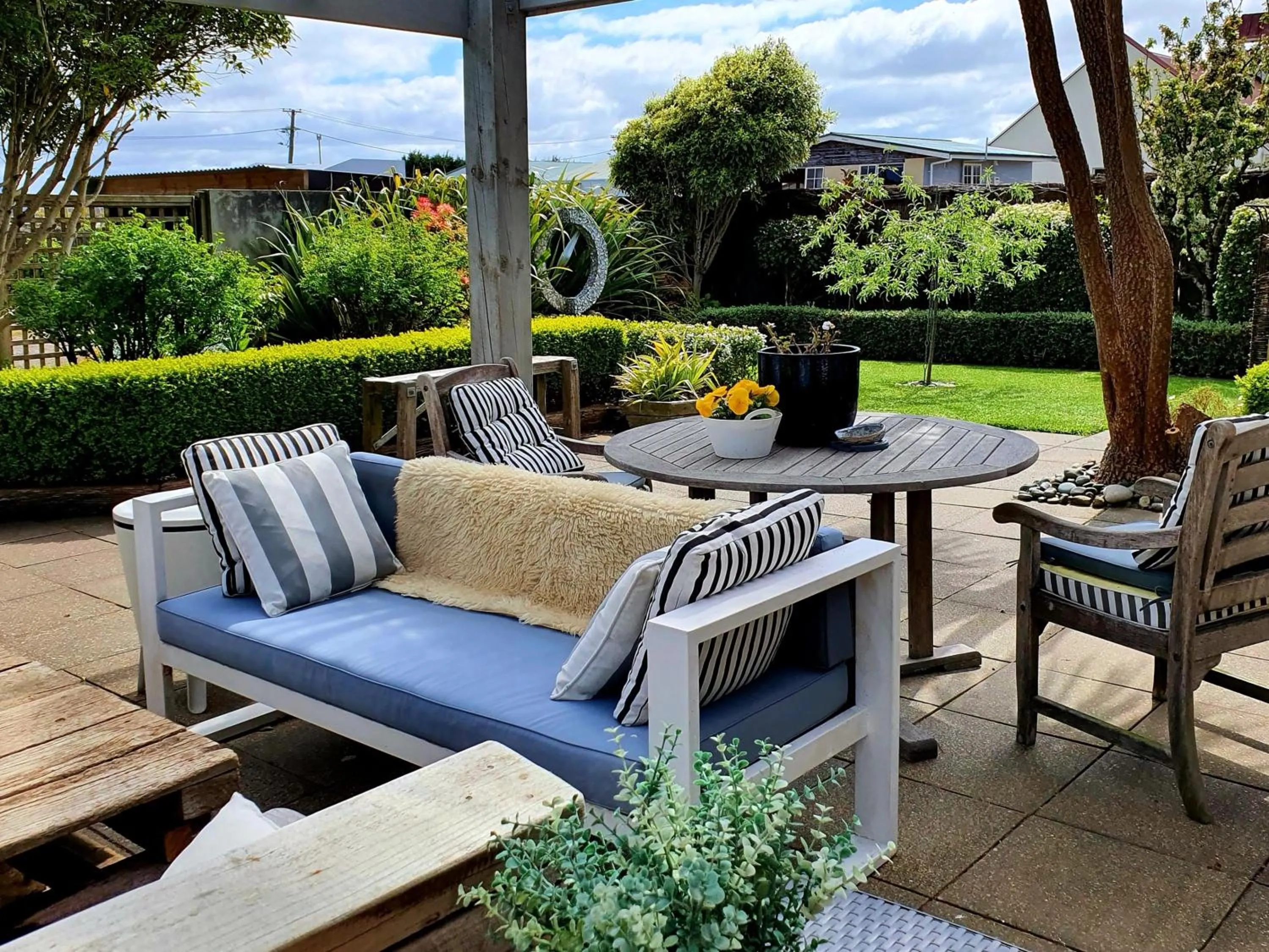 Patio in La Riviera Guesthouse
