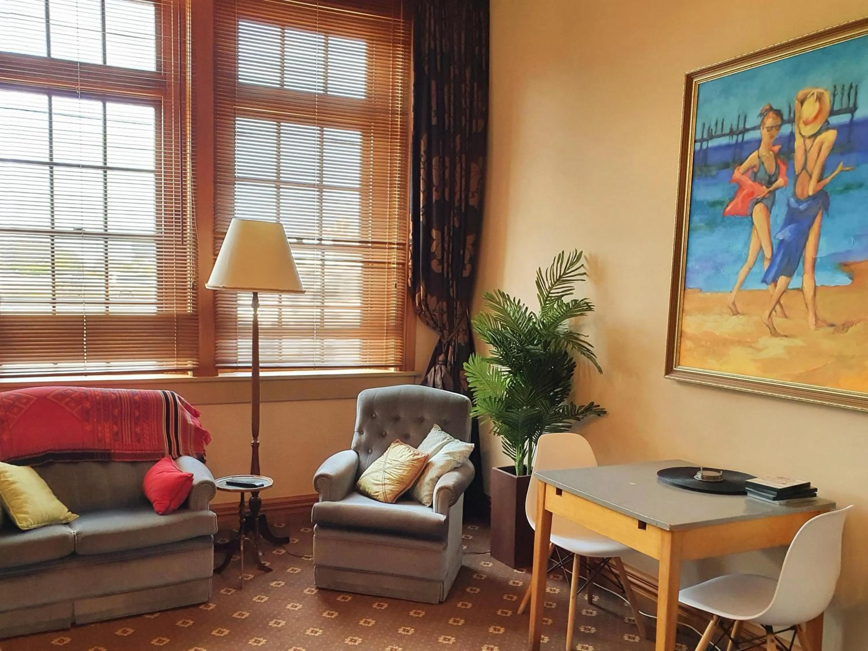 Seating area in La Riviera Guesthouse