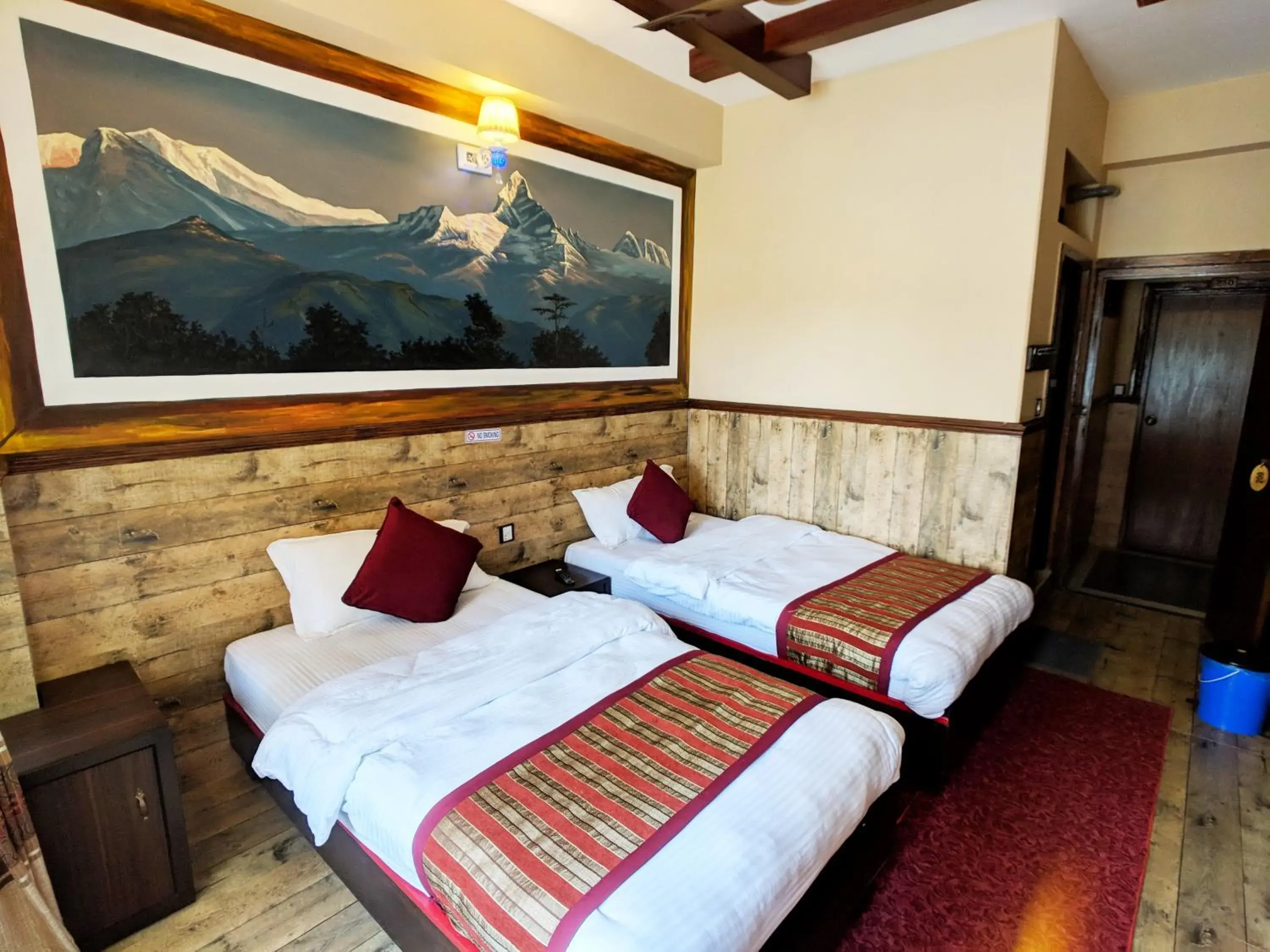 Photo of the whole room, Bed in Hotel Forest Lake Backpackers' Hostel Photo of the whole room, Bed in Hotel Forest Lake Backpackers' Hostel